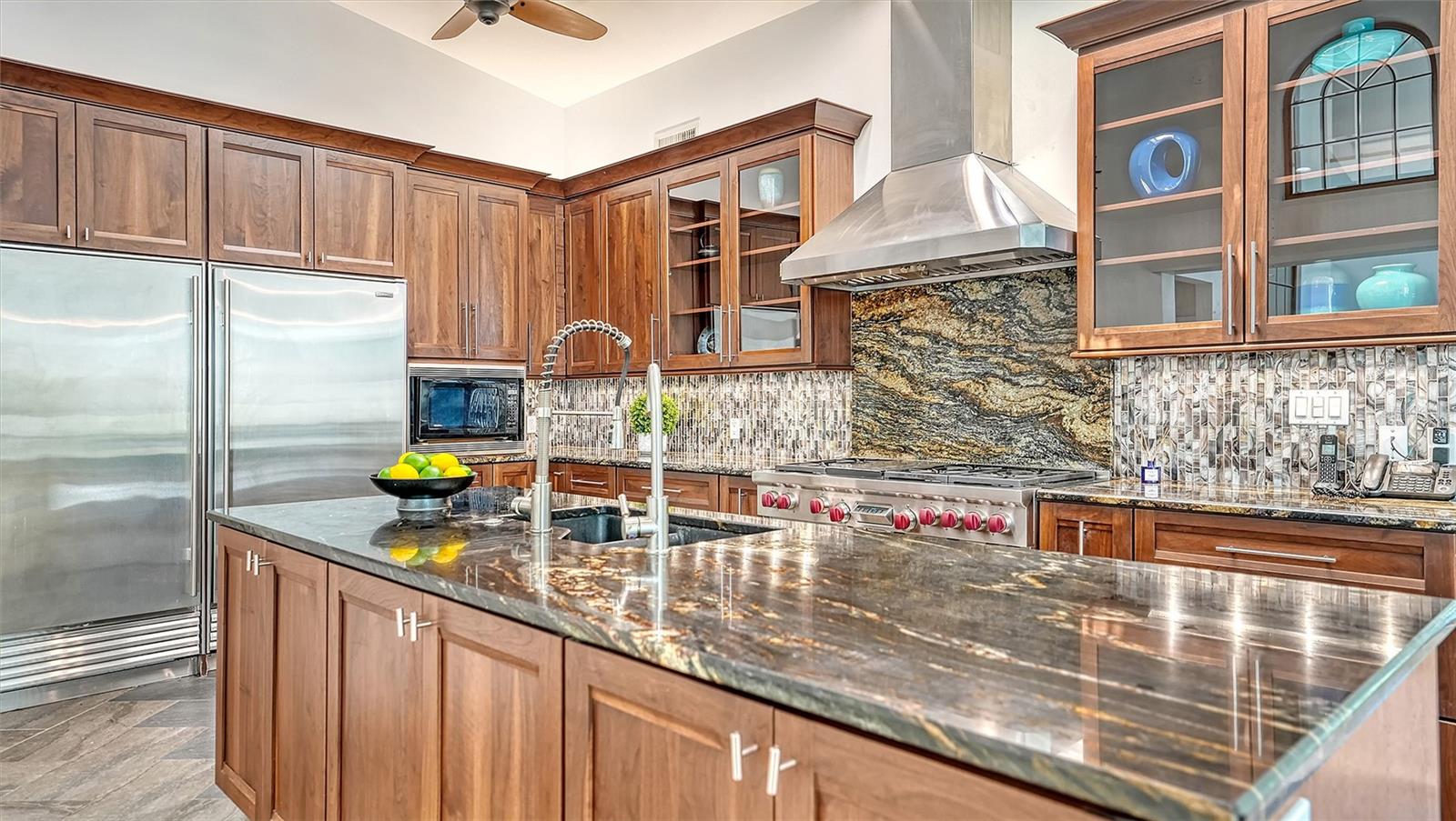 SANDERLING CLUB - Residential