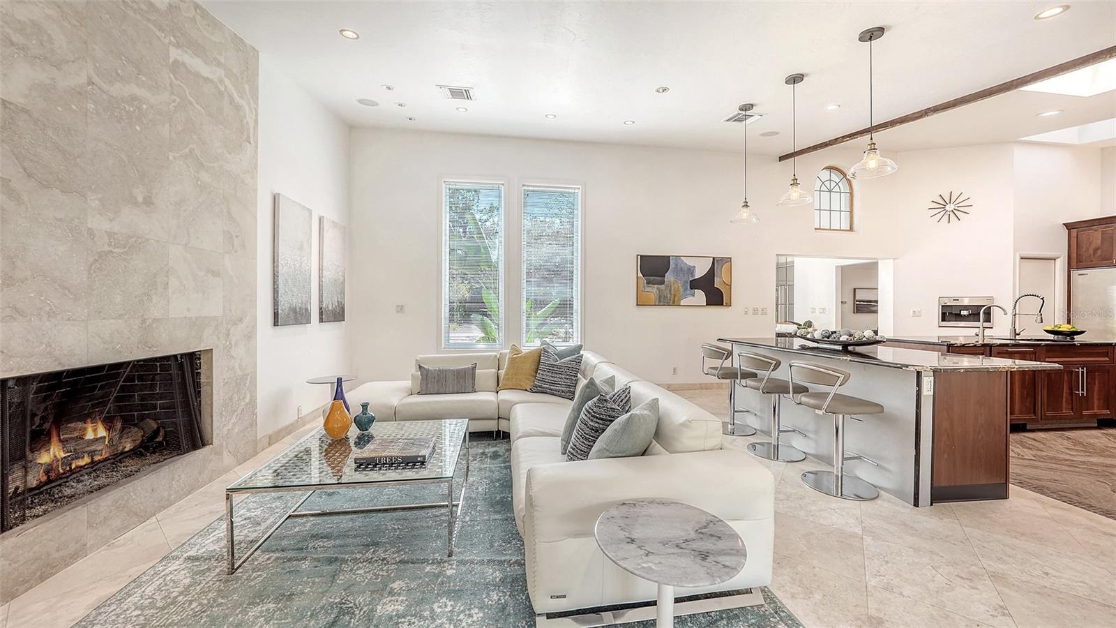 SANDERLING CLUB - Residential