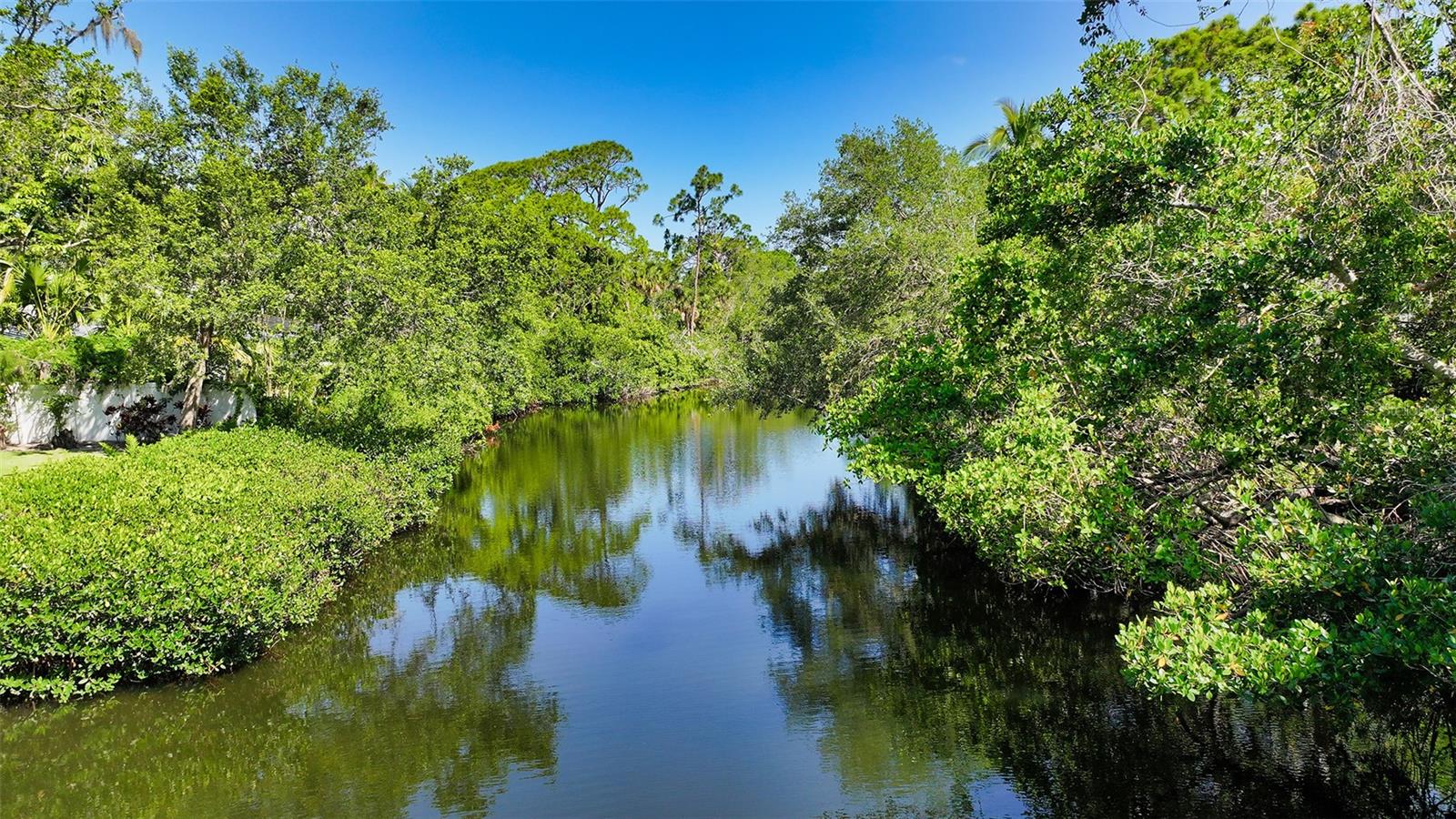 SANDERLING CLUB - Residential