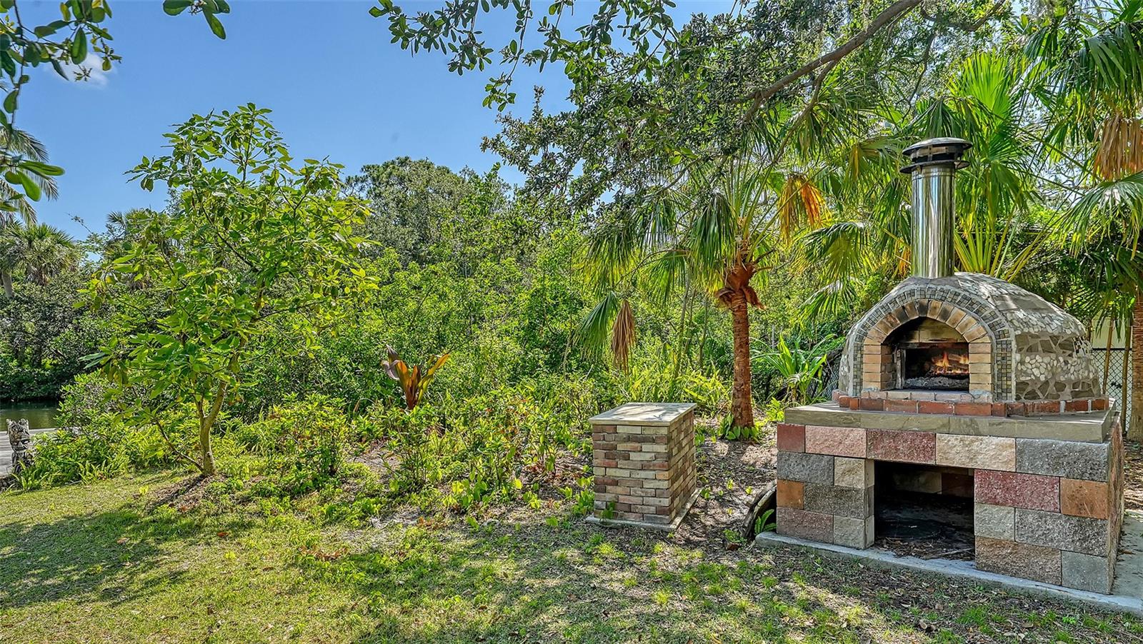 SANDERLING CLUB - Residential