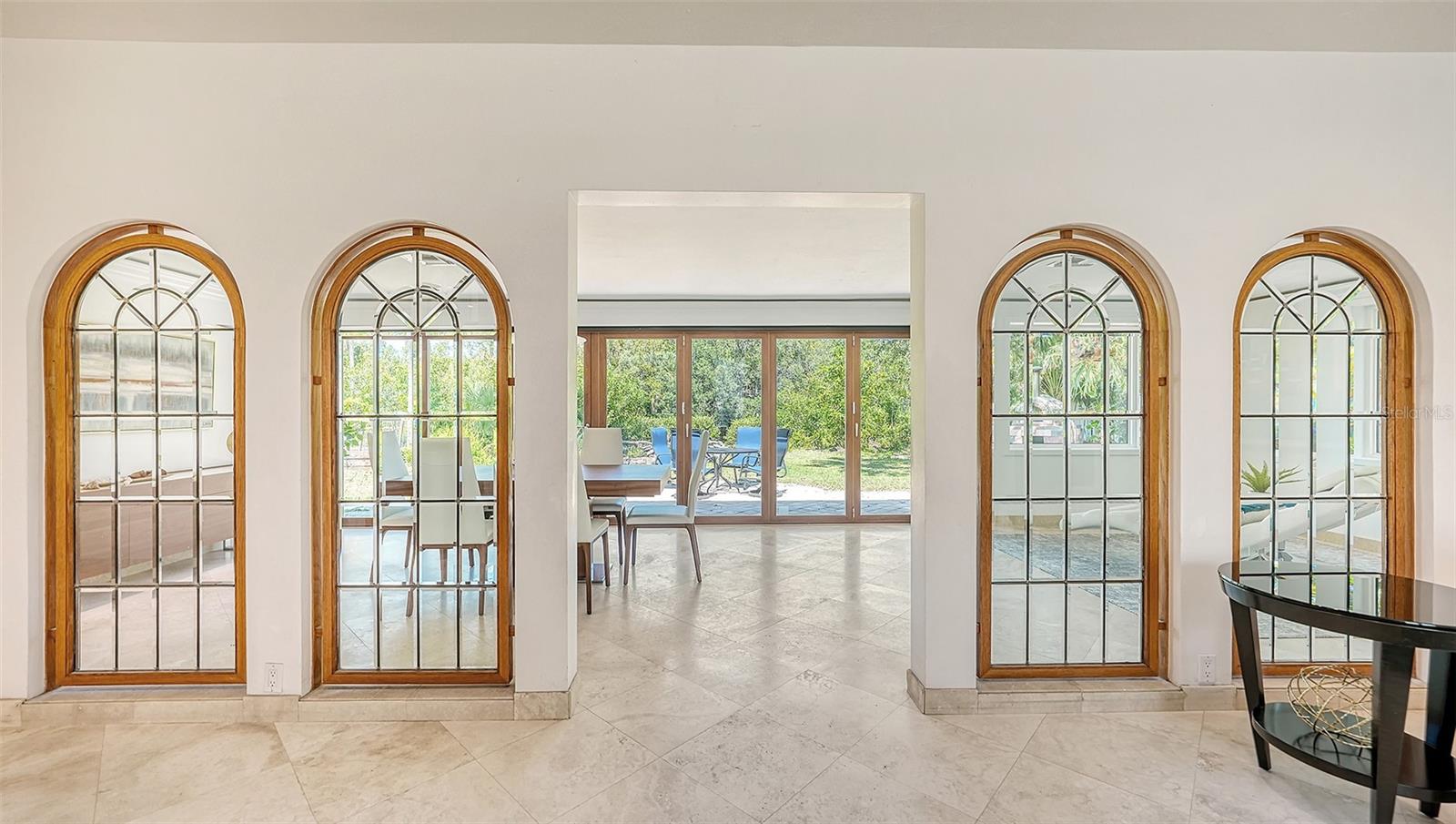 SANDERLING CLUB - Residential