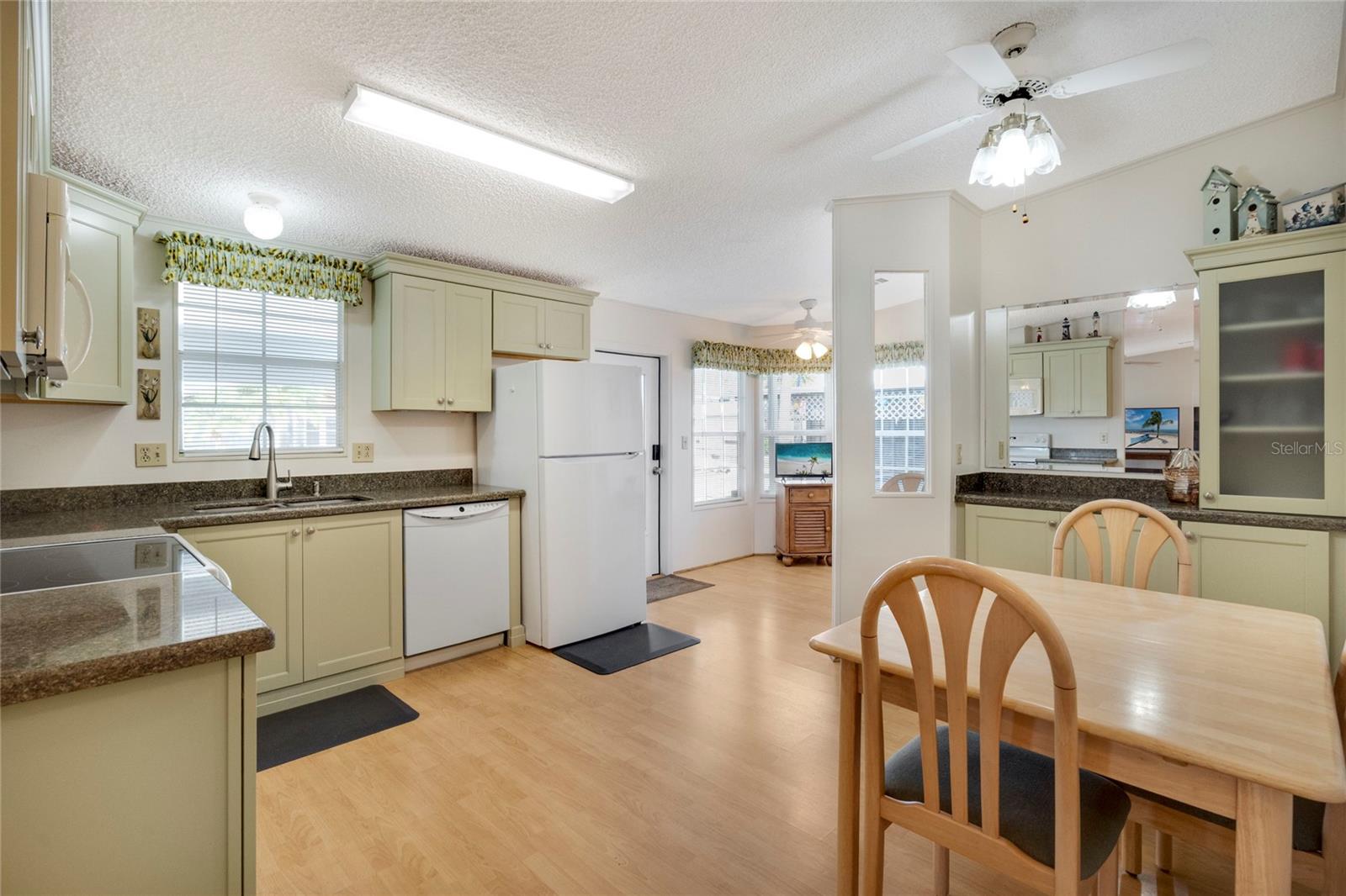 HARBOR COVE - Residential