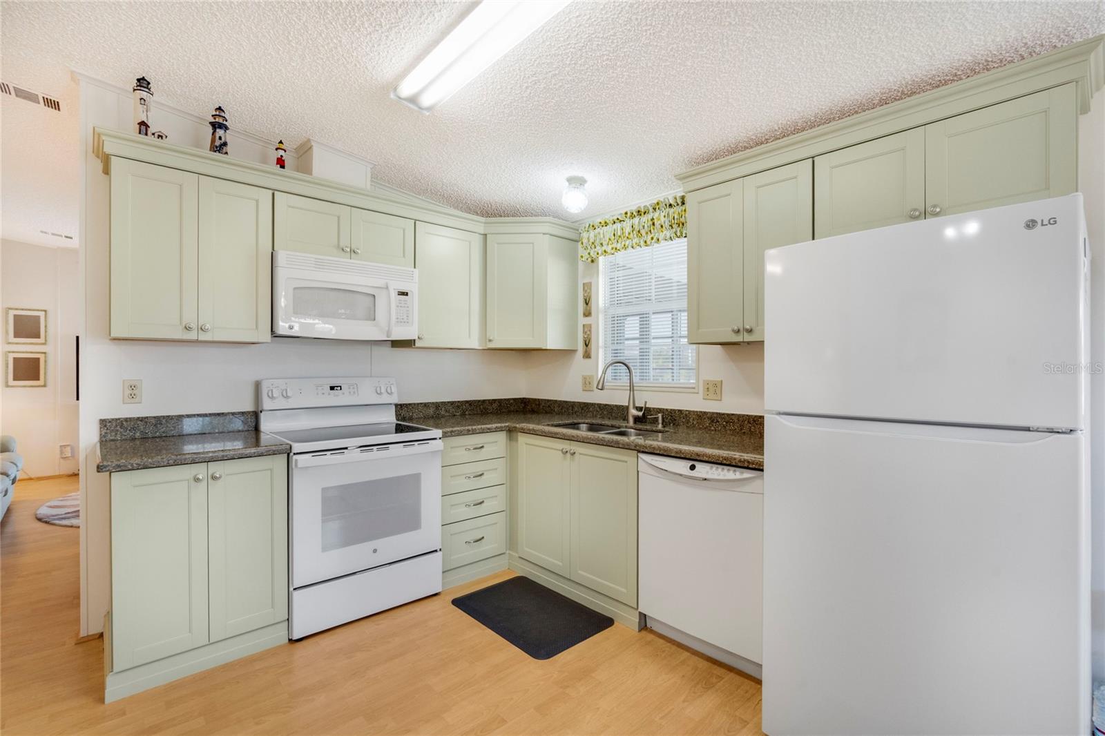 HARBOR COVE - Residential