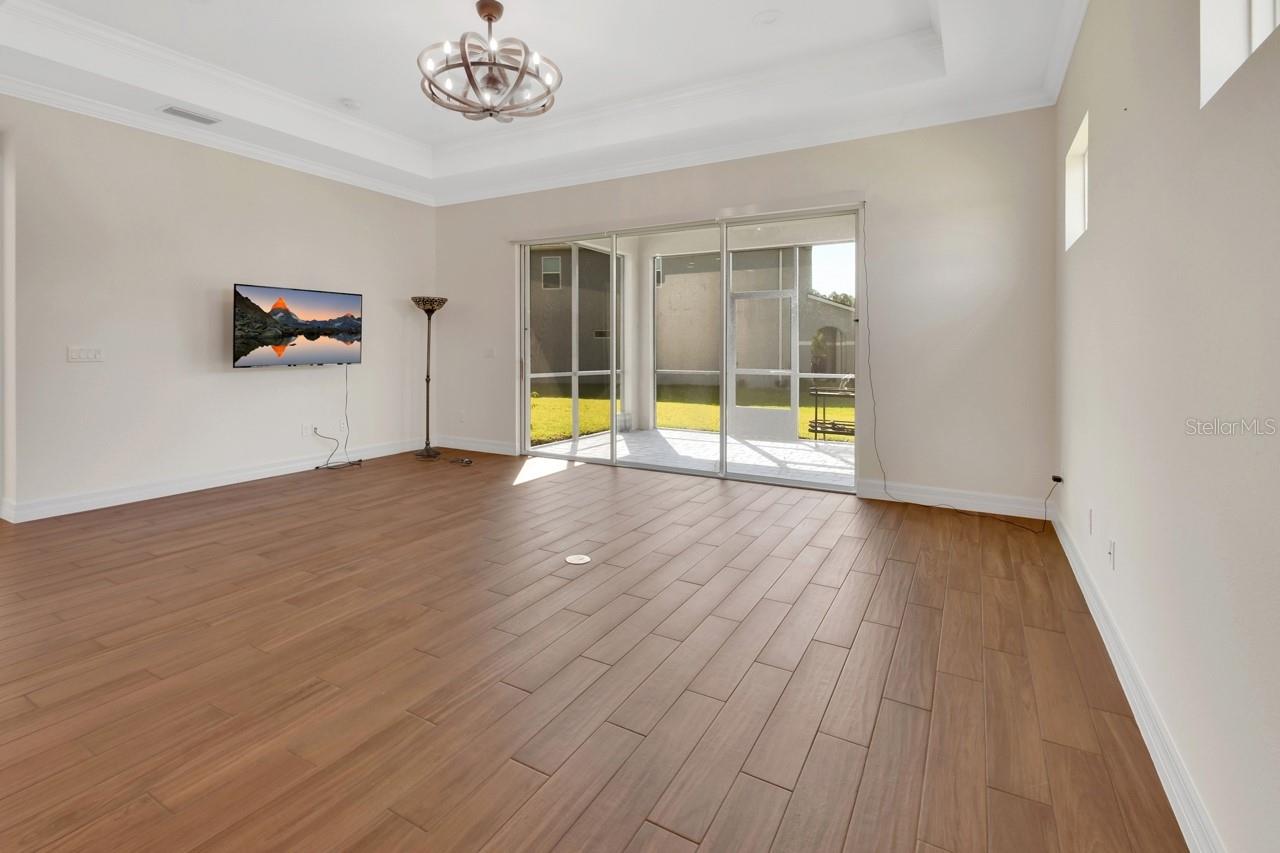 6287 WOODHAVEN VILLAGE DRIVE