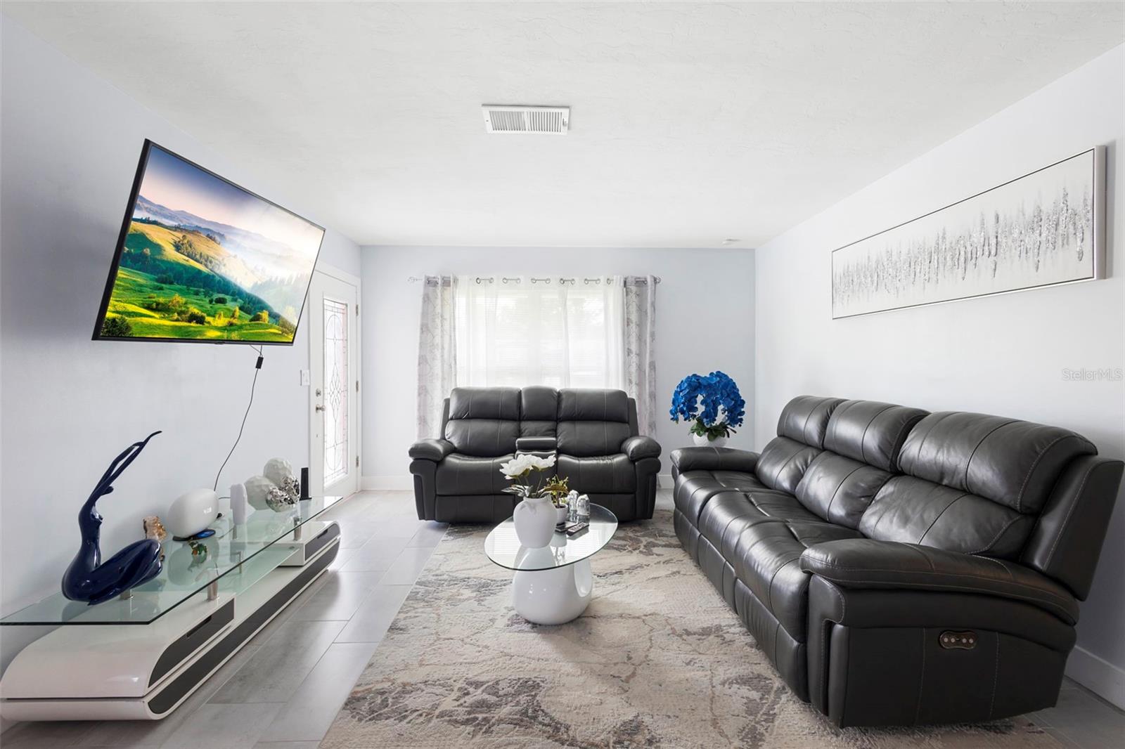 DELTONA LAKES UNIT 55 - Residential Lease