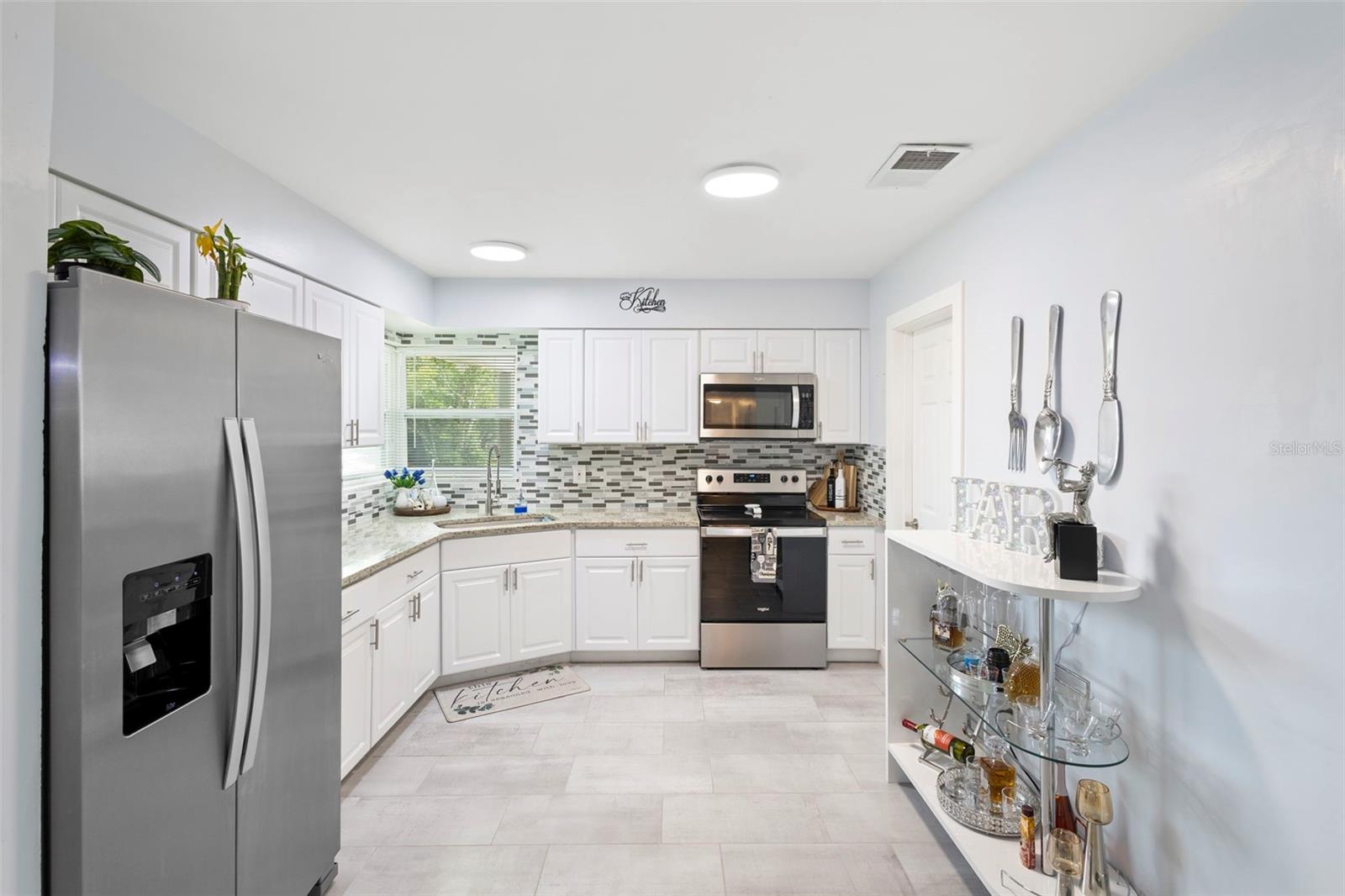 DELTONA LAKES UNIT 55 - Residential Lease