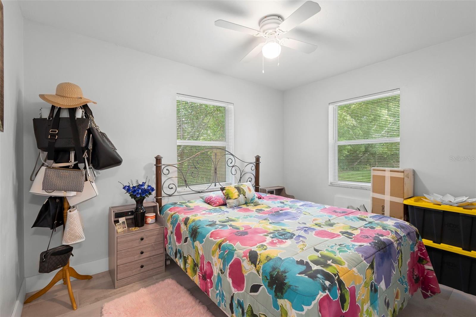 DELTONA LAKES UNIT 55 - Residential Lease