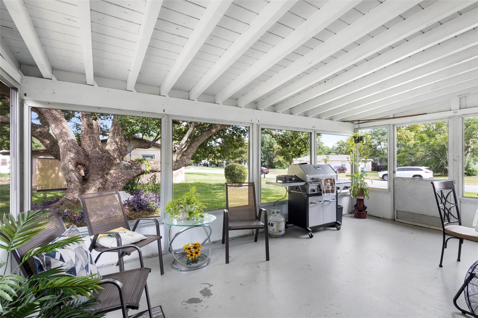 DELTONA LAKES UNIT 55 - Residential Lease