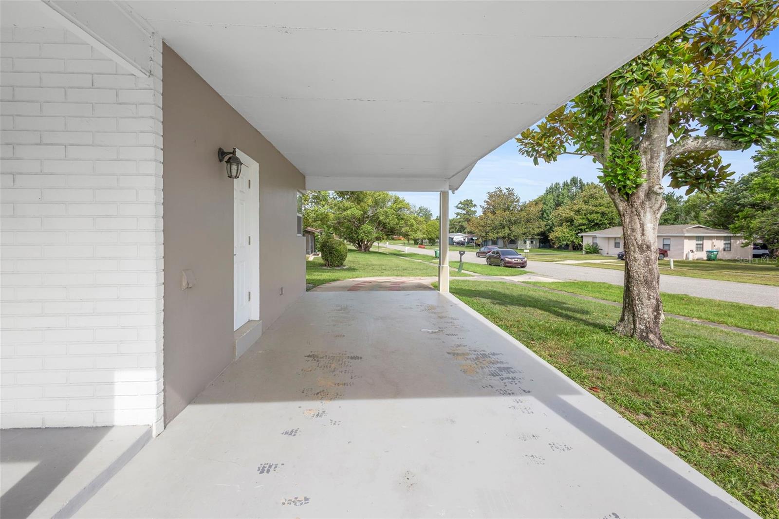 DELTONA LAKES UNIT 55 - Residential Lease