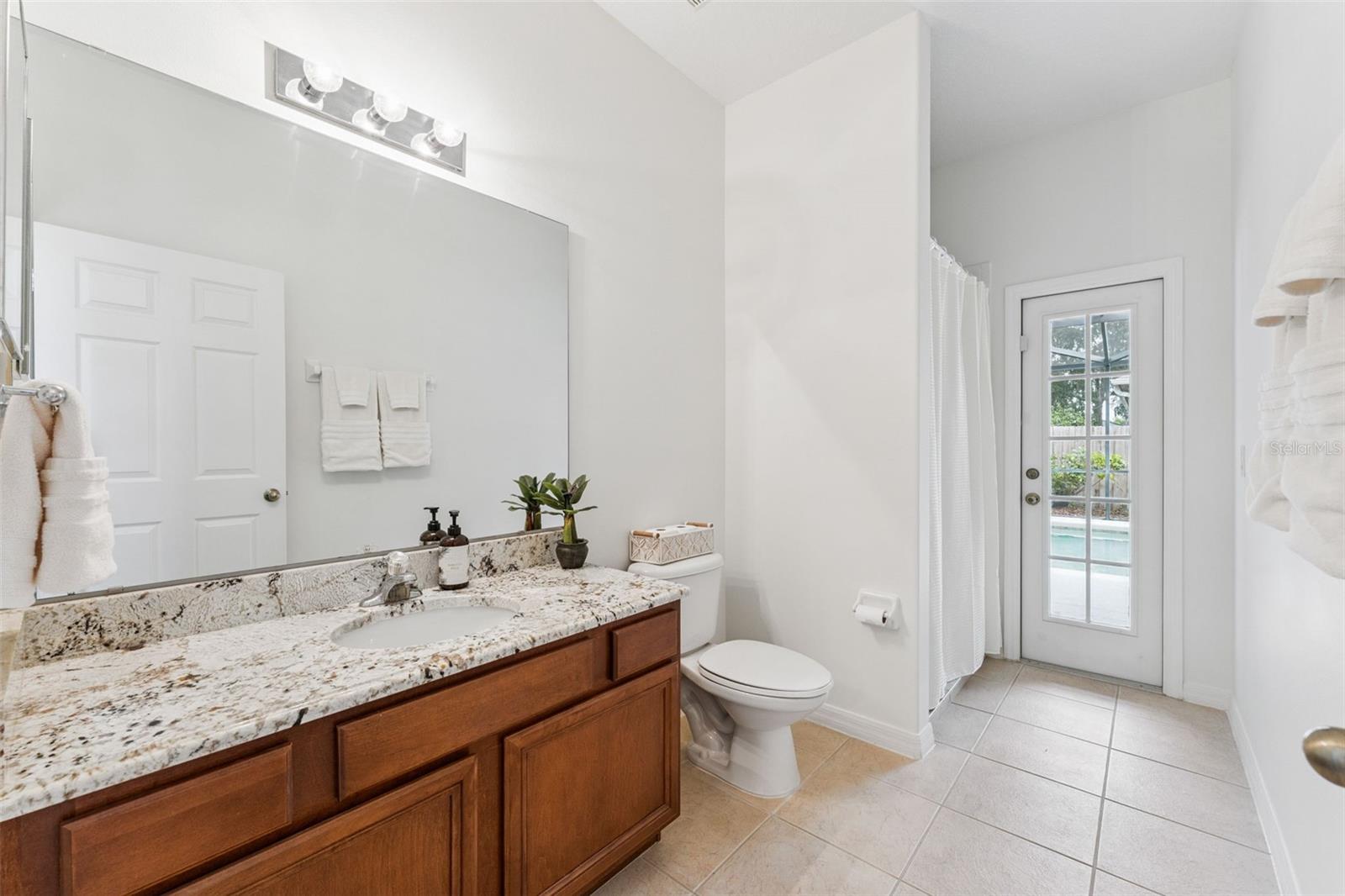 HAMILTON PLACE - Residential