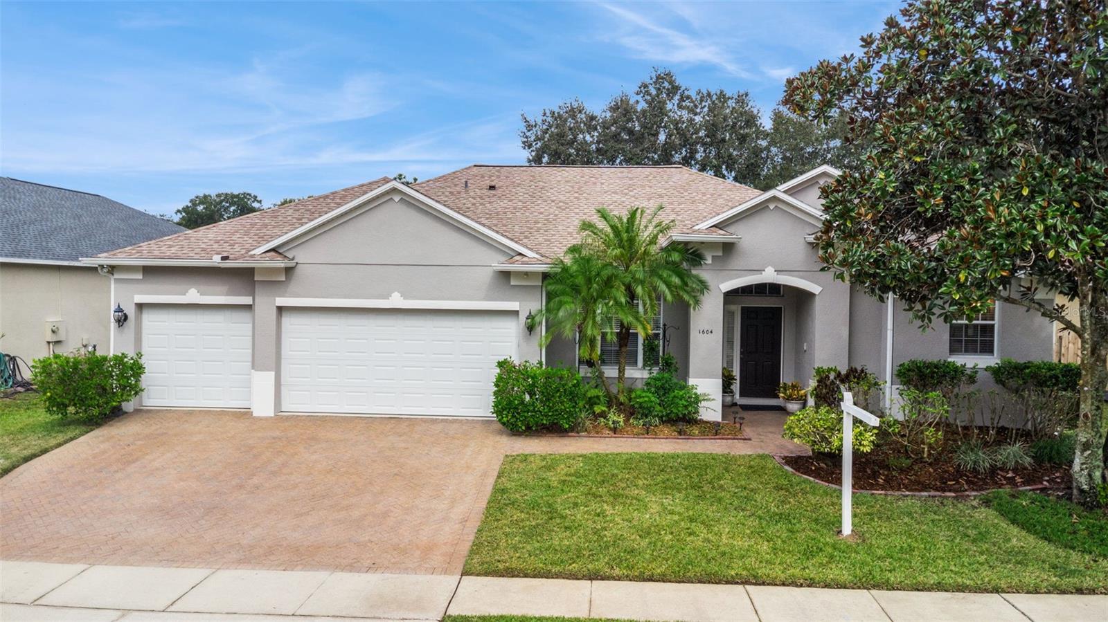 HAMILTON PLACE - Residential