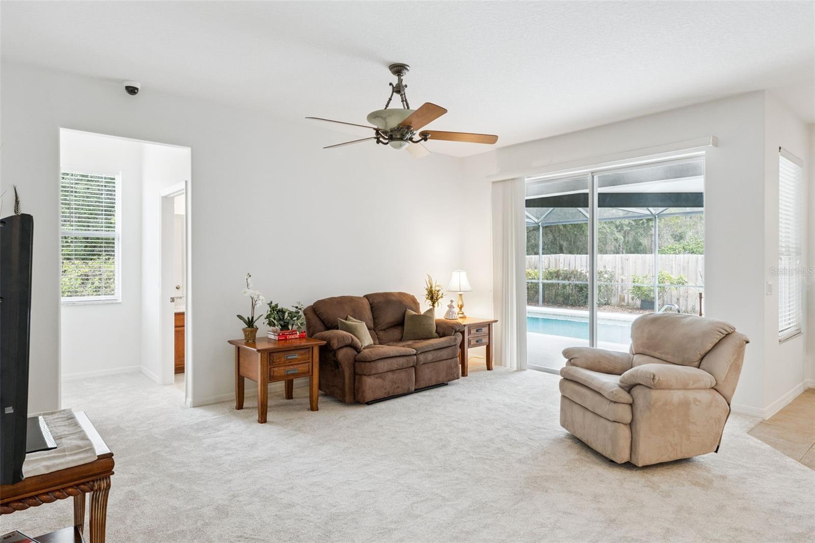 HAMILTON PLACE - Residential