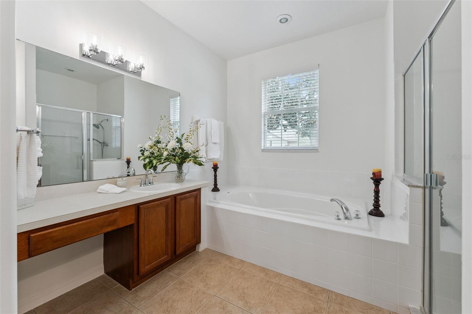 HAMILTON PLACE - Residential