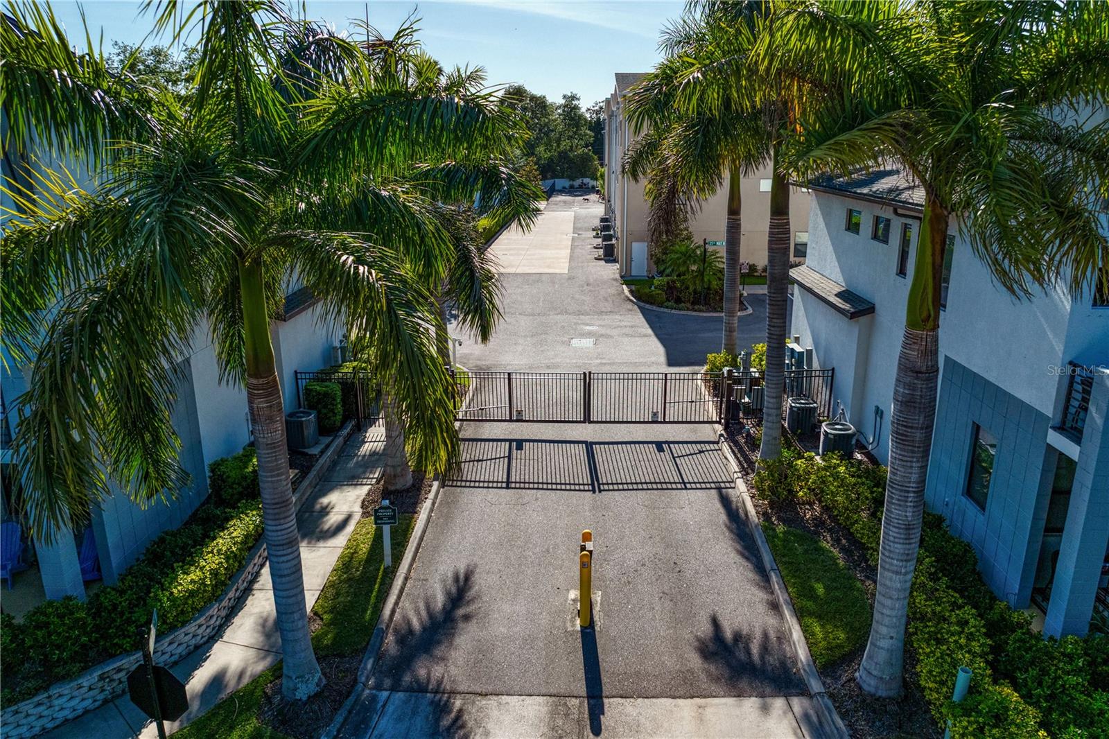 UPTOWN KENWOOD - Residential