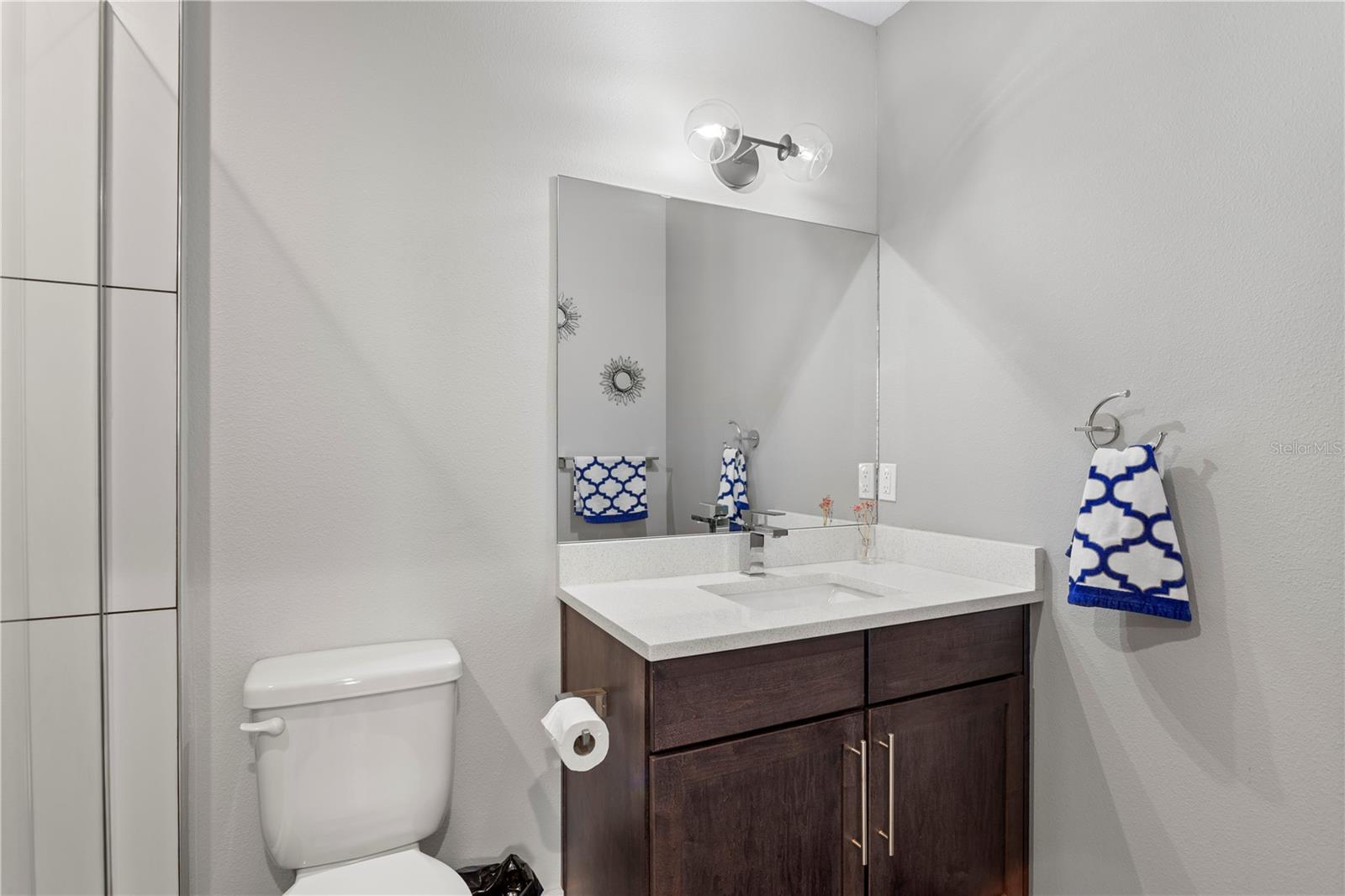 UPTOWN KENWOOD - Residential