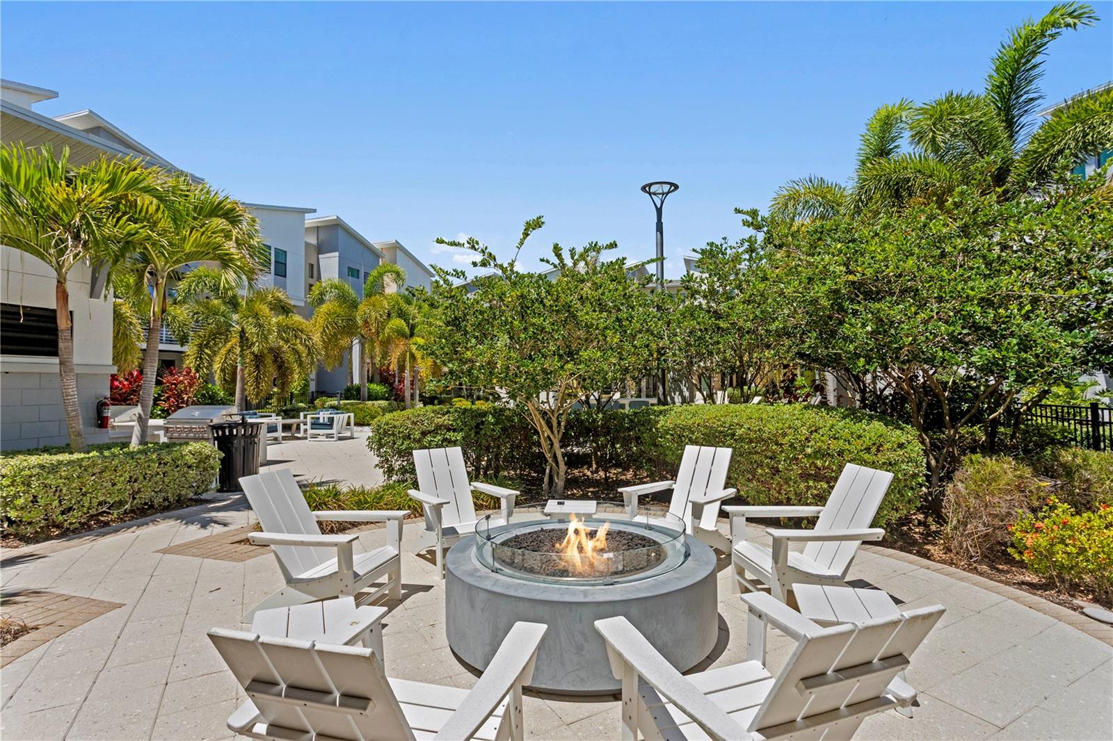 UPTOWN KENWOOD - Residential