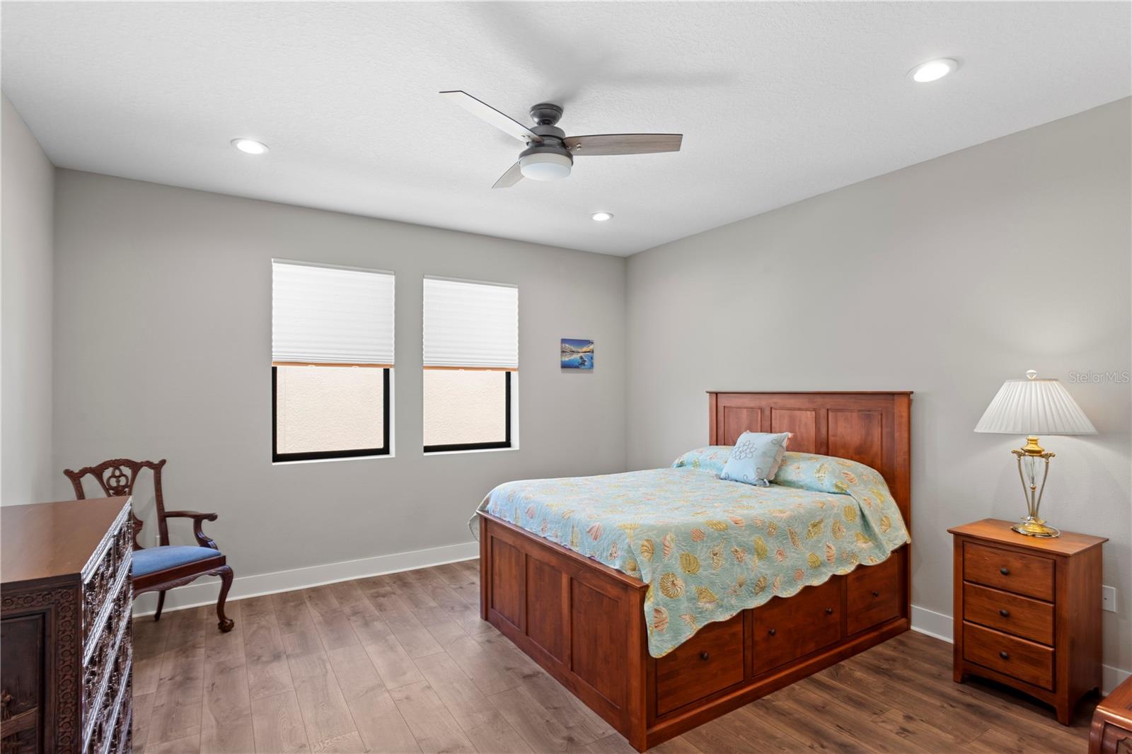 UPTOWN KENWOOD - Residential