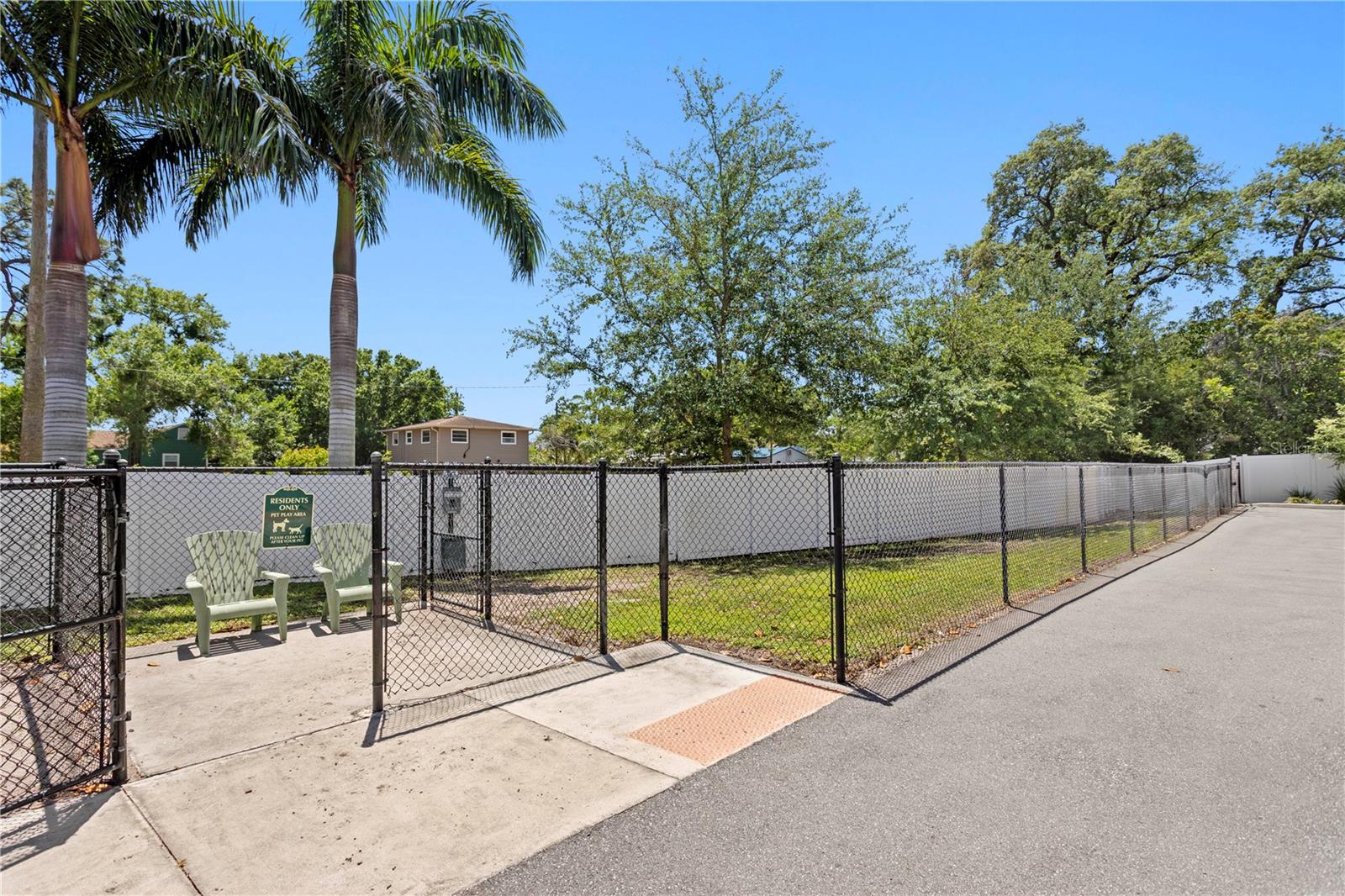 UPTOWN KENWOOD - Residential