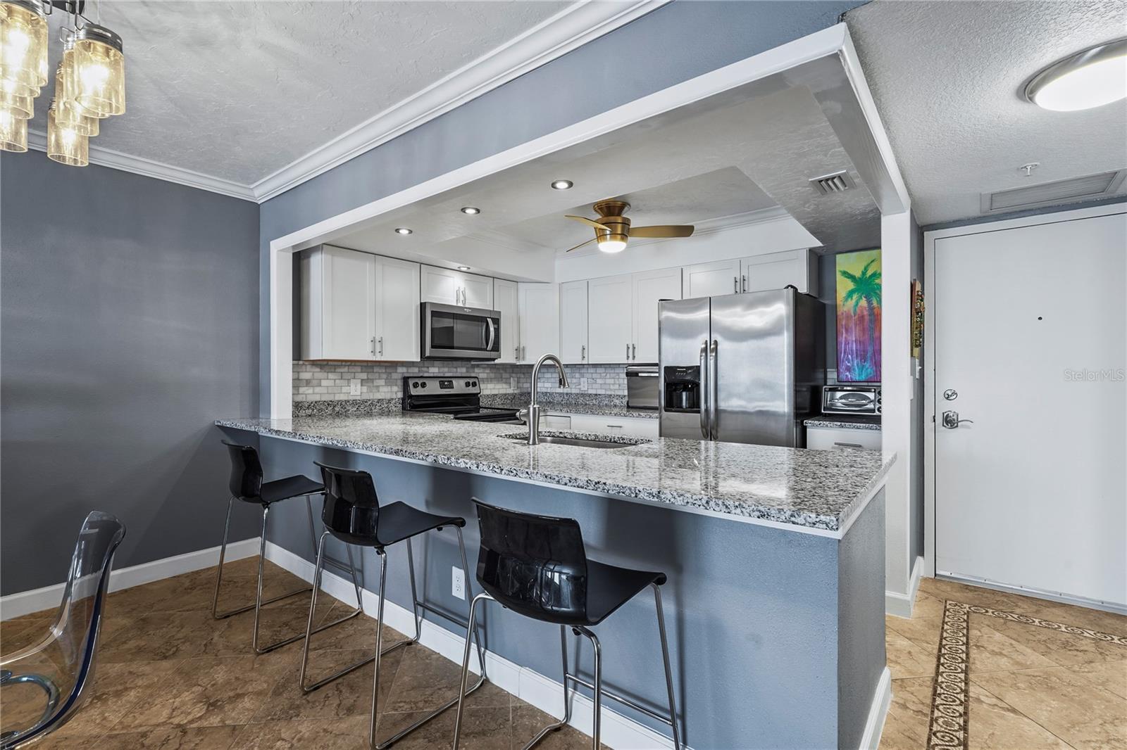 DOLPHIN TOWER - Residential