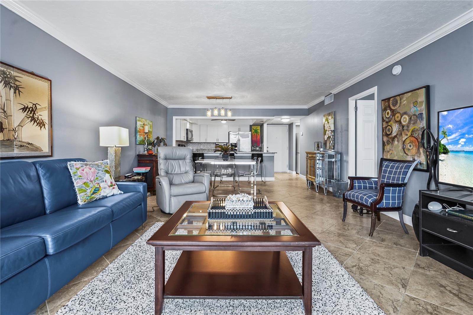 DOLPHIN TOWER - Residential