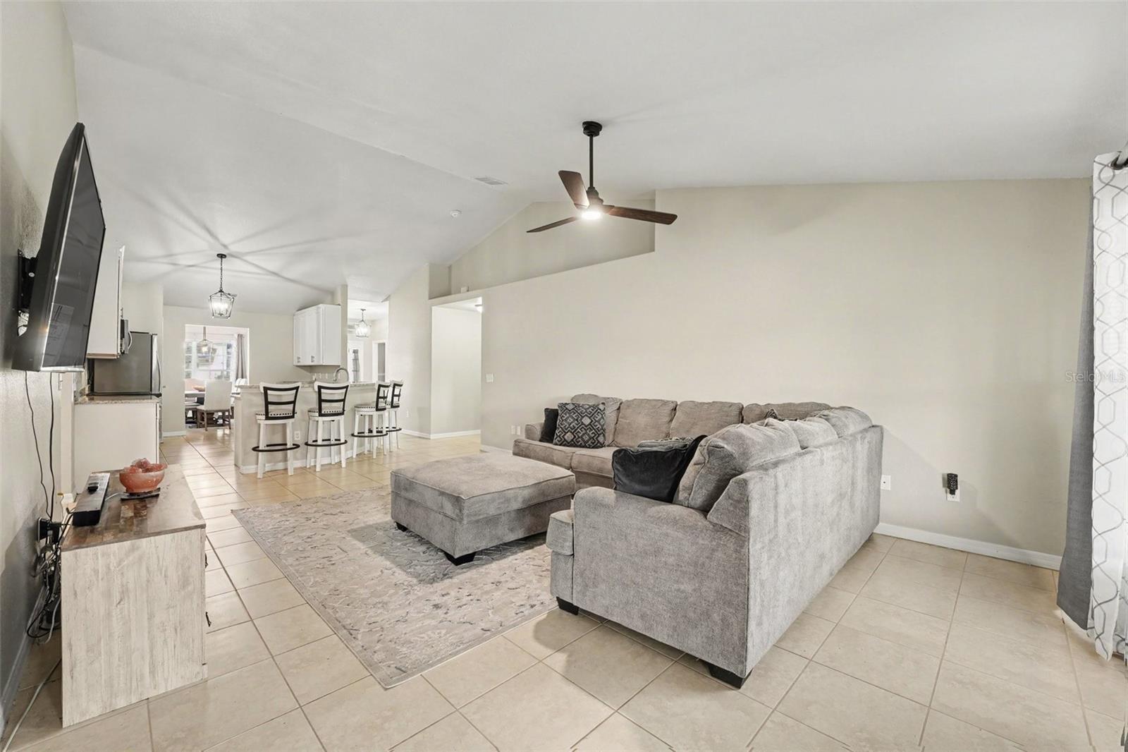Casas a venda 1 - Jen Dantas 8791 FORT SOCRUM VILLAGE WAY