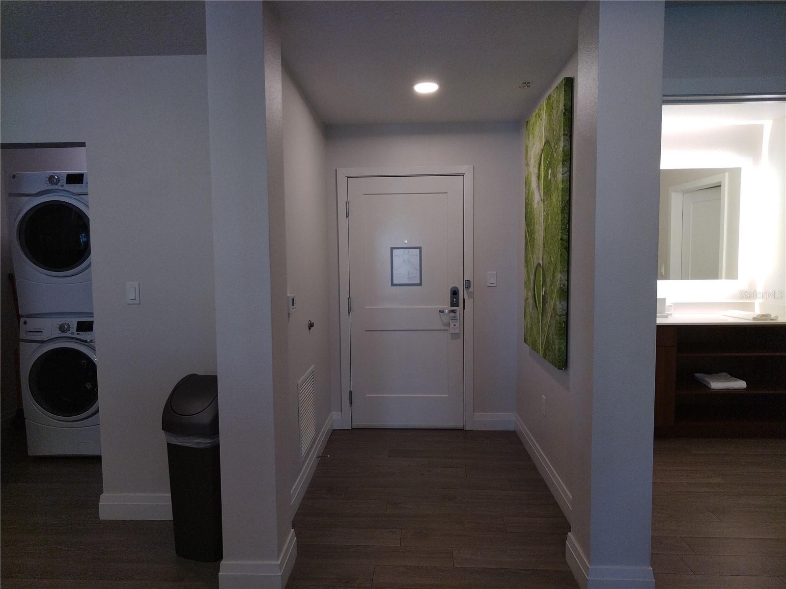 14501 GROVE RESORT AVENUE 2211