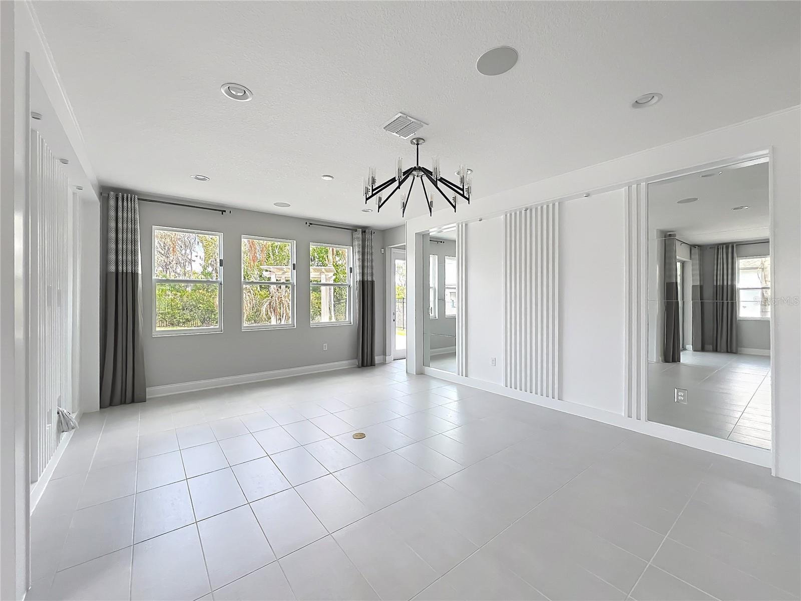 ENCORE/OVATION PH 1 - Residential Lease