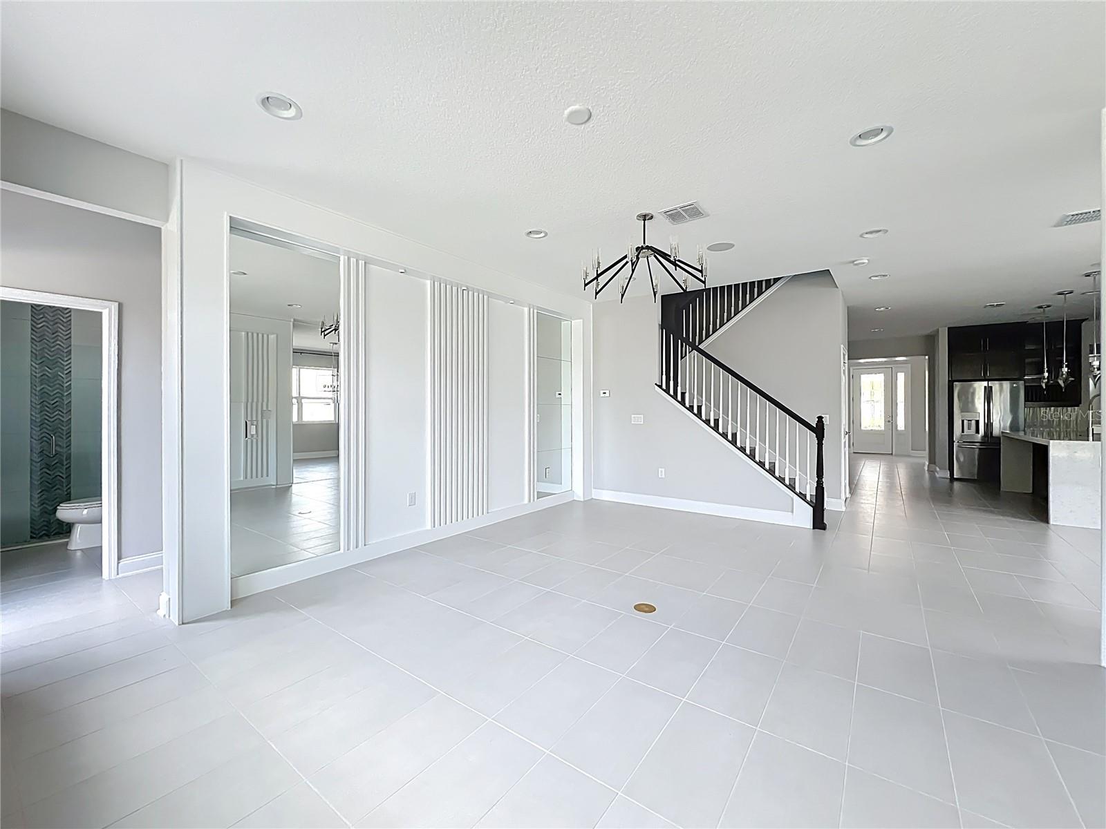 ENCORE/OVATION PH 1 - Residential Lease