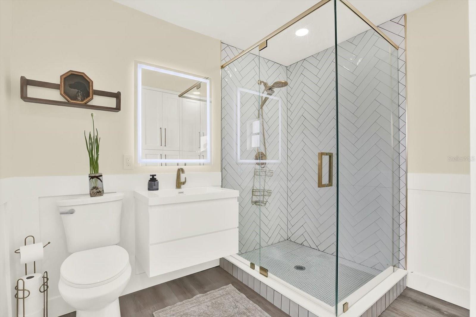 CAPRI ISLE SUB - Residential