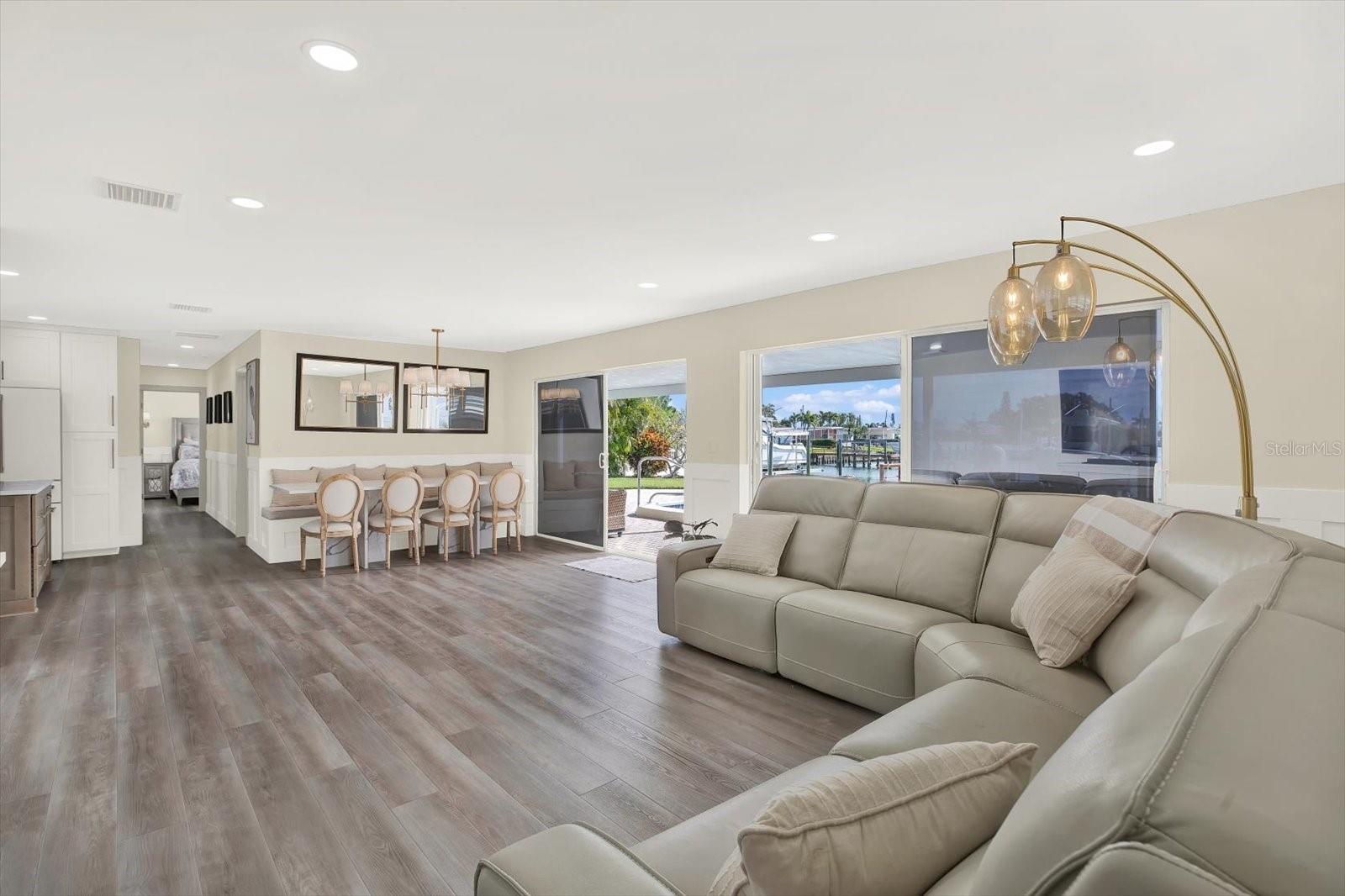 CAPRI ISLE SUB - Residential