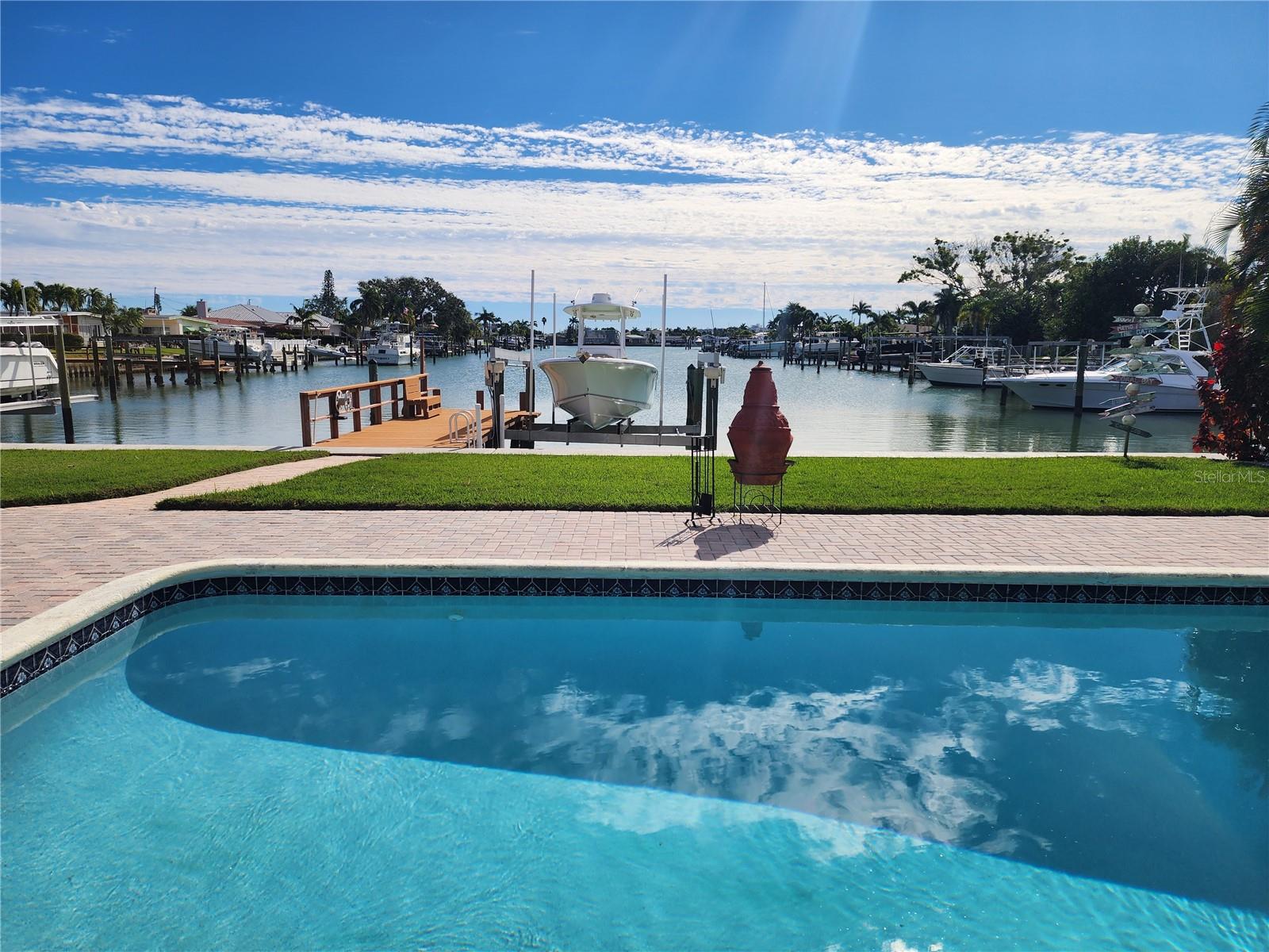 CAPRI ISLE SUB - Residential