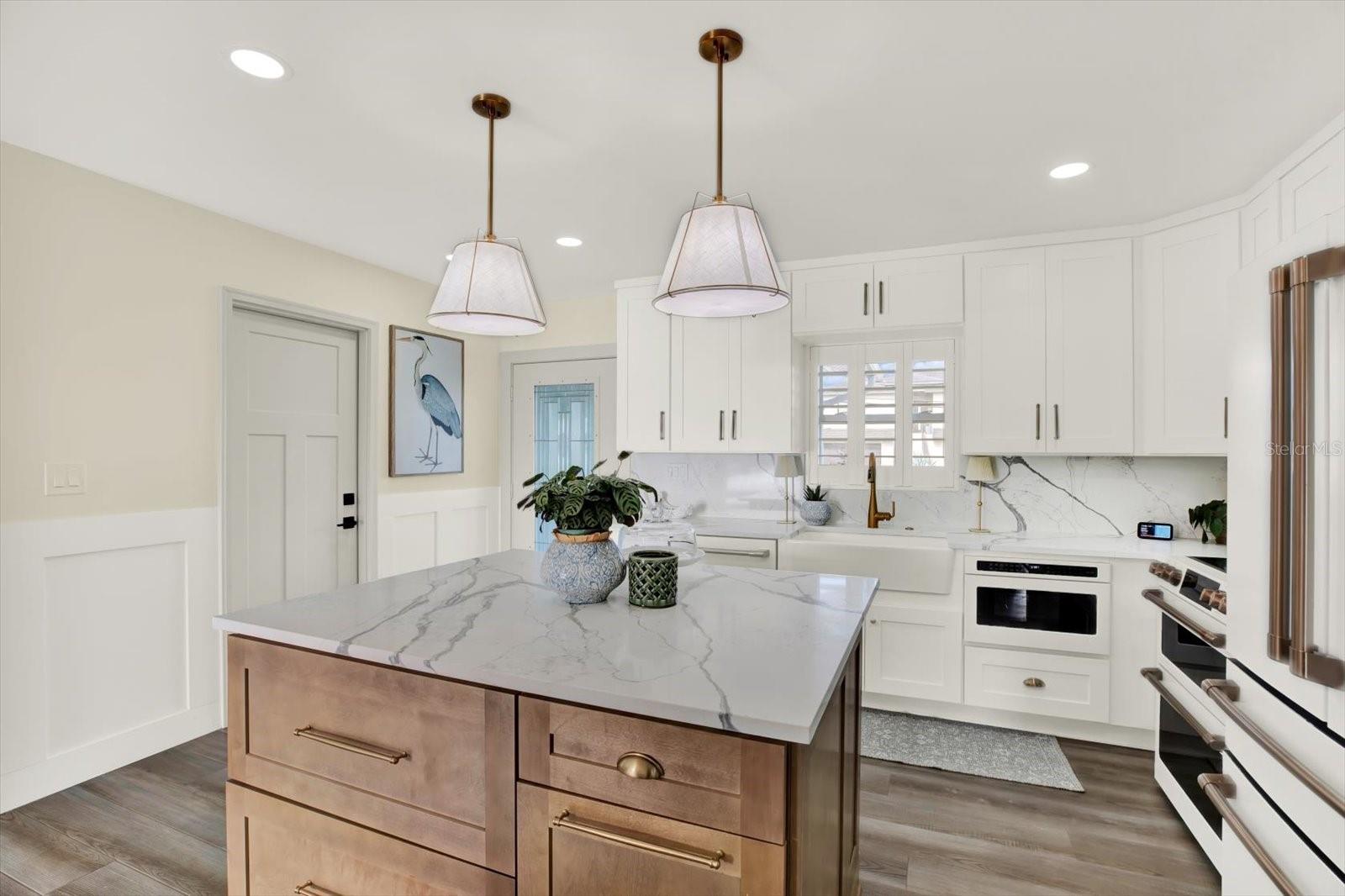 CAPRI ISLE SUB - Residential