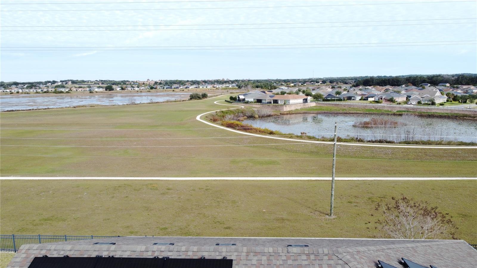 CASCADES OF GROVELAND (TRILOGY) - Residential