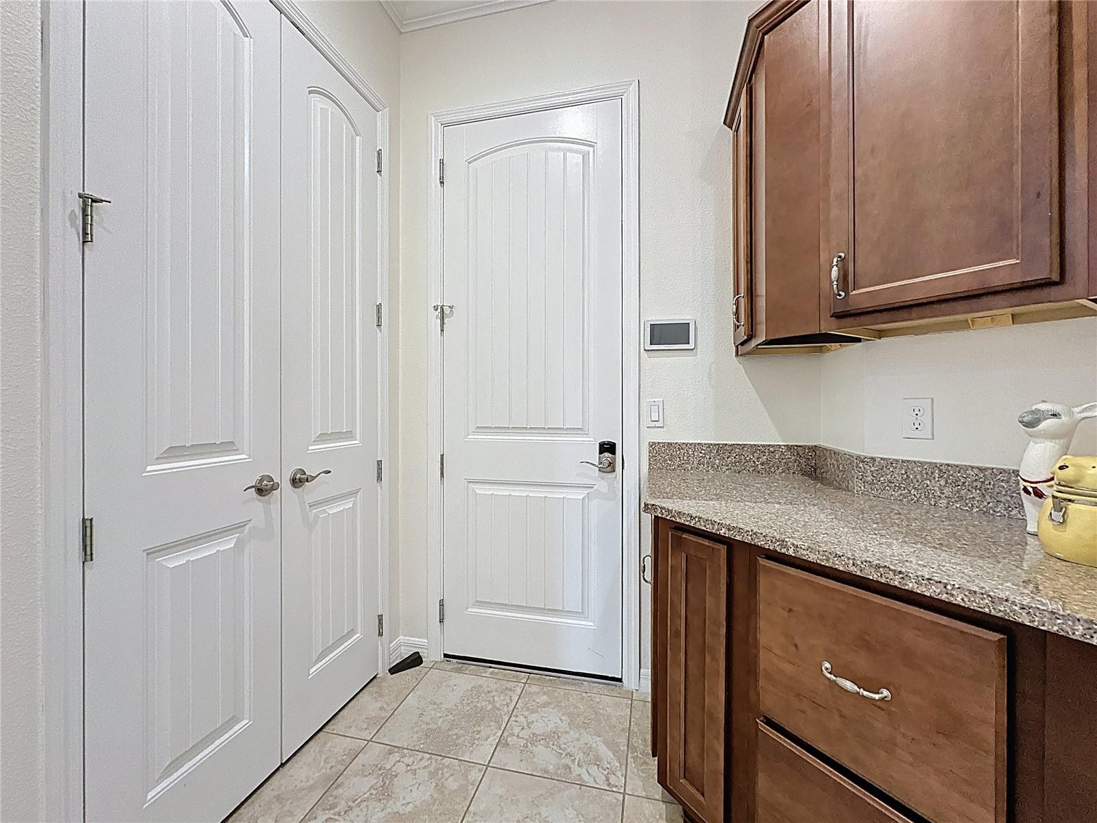 CASCADES OF GROVELAND (TRILOGY) - Residential