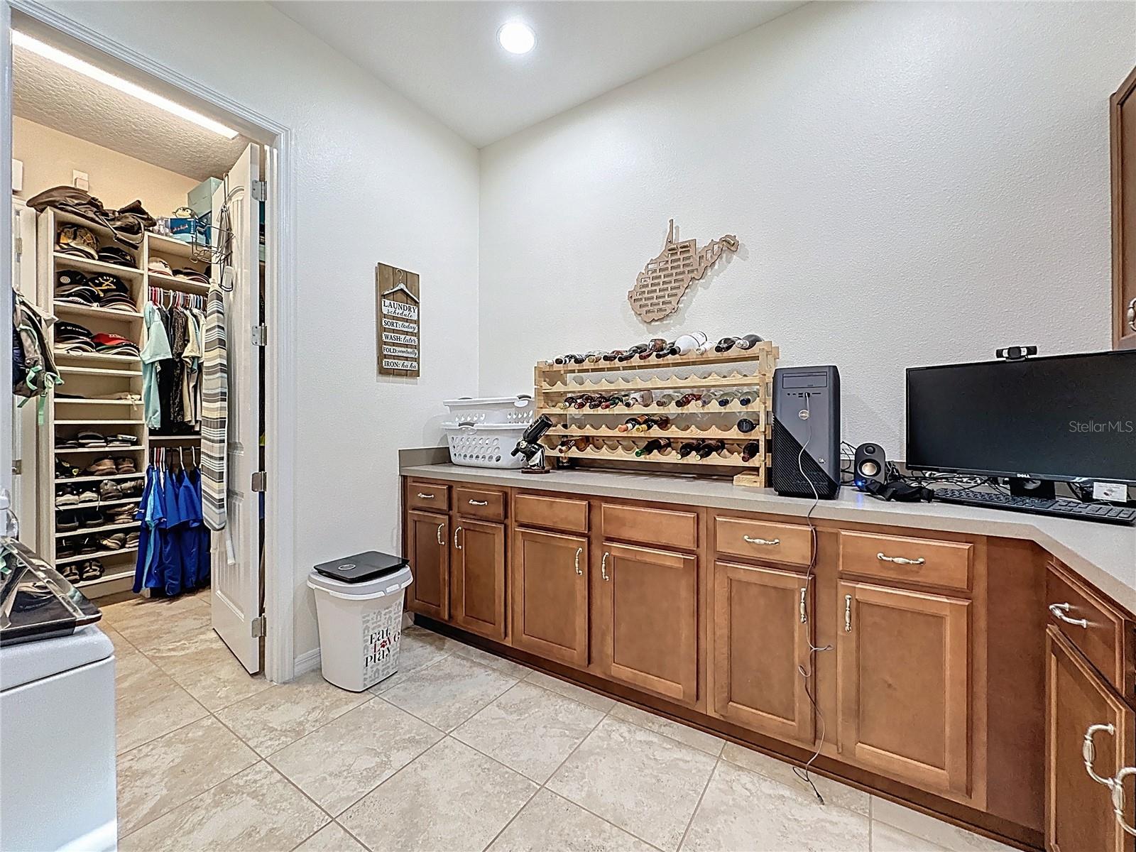 CASCADES OF GROVELAND (TRILOGY) - Residential