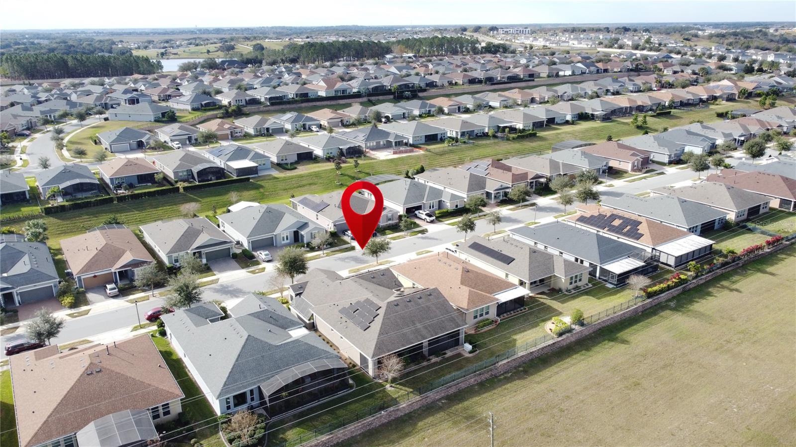 CASCADES OF GROVELAND (TRILOGY) - Residential