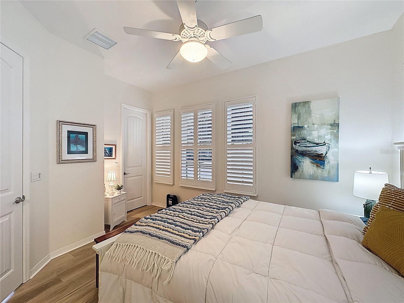 CASCADES OF GROVELAND (TRILOGY) - Residential