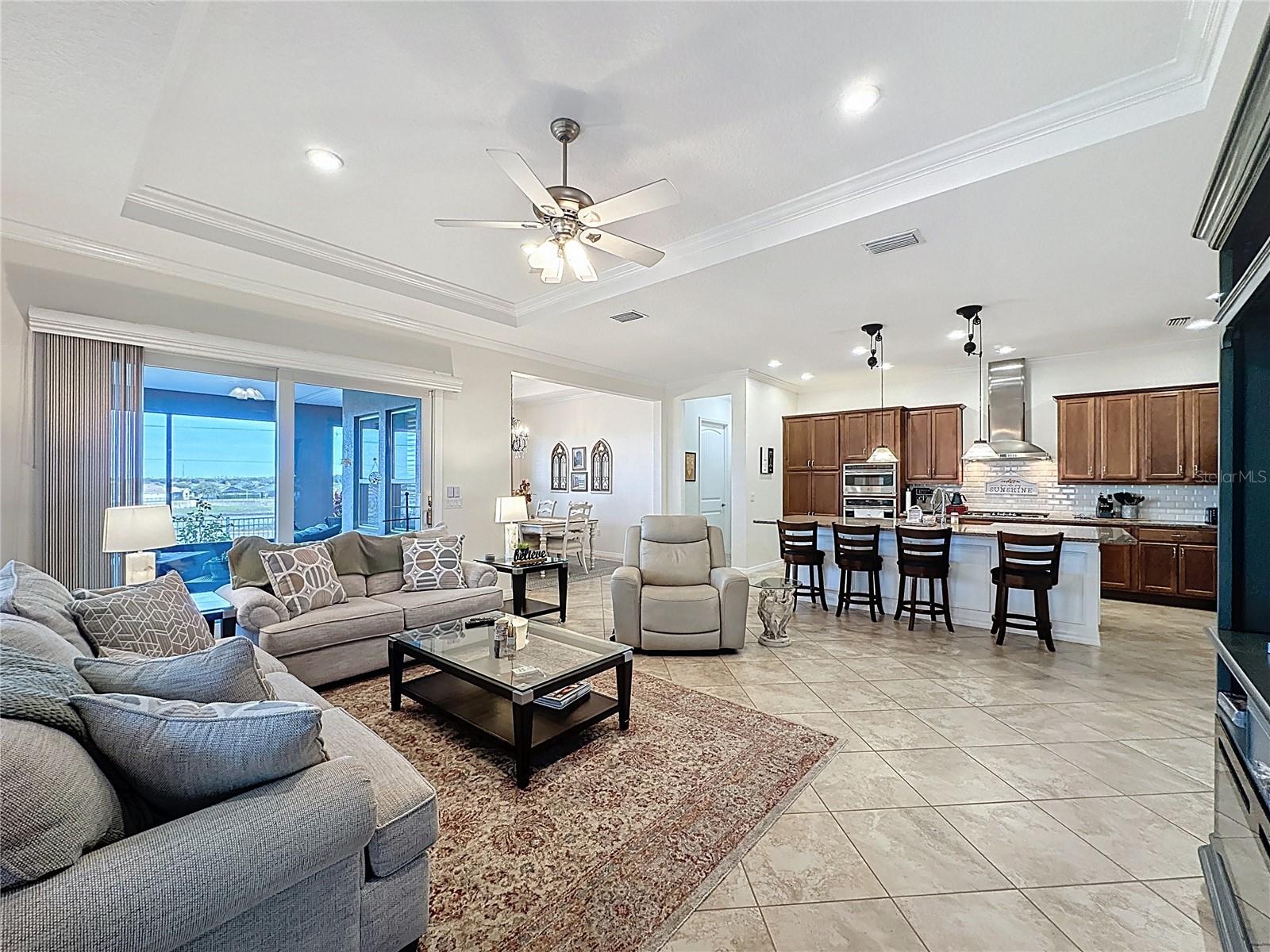 CASCADES OF GROVELAND (TRILOGY) - Residential