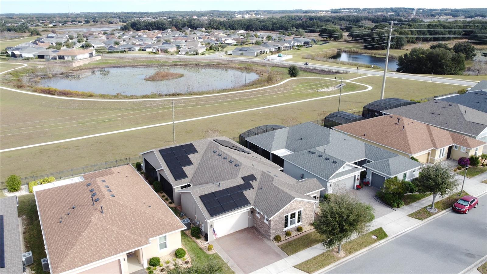 CASCADES OF GROVELAND (TRILOGY) - Residential