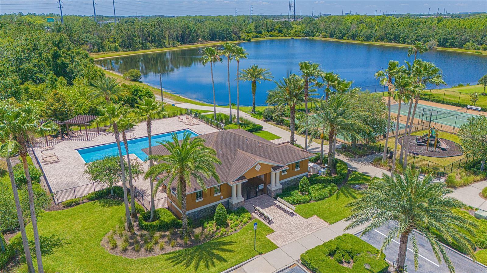 SAVANNAH LNDGS - Residential