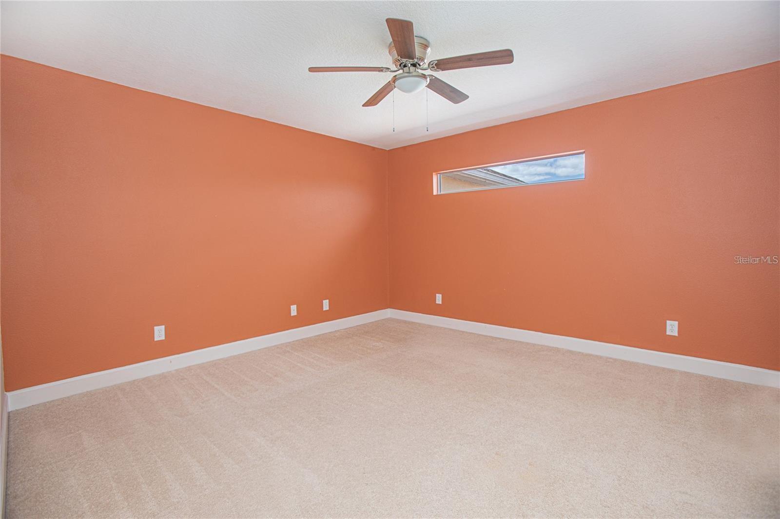 SAVANNAH LNDGS - Residential