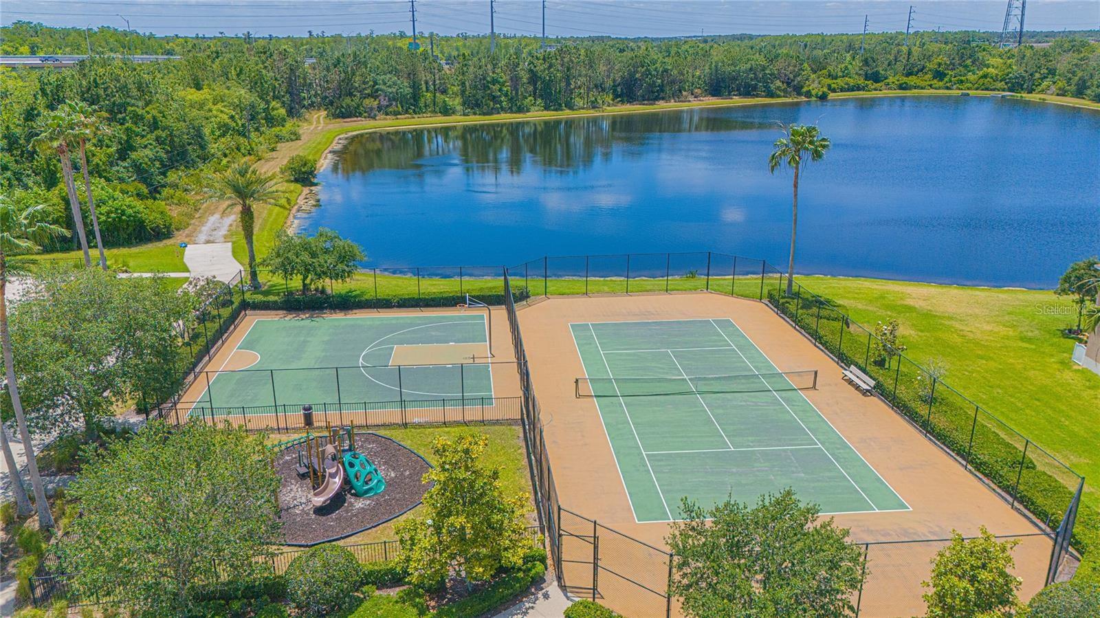 SAVANNAH LNDGS - Residential