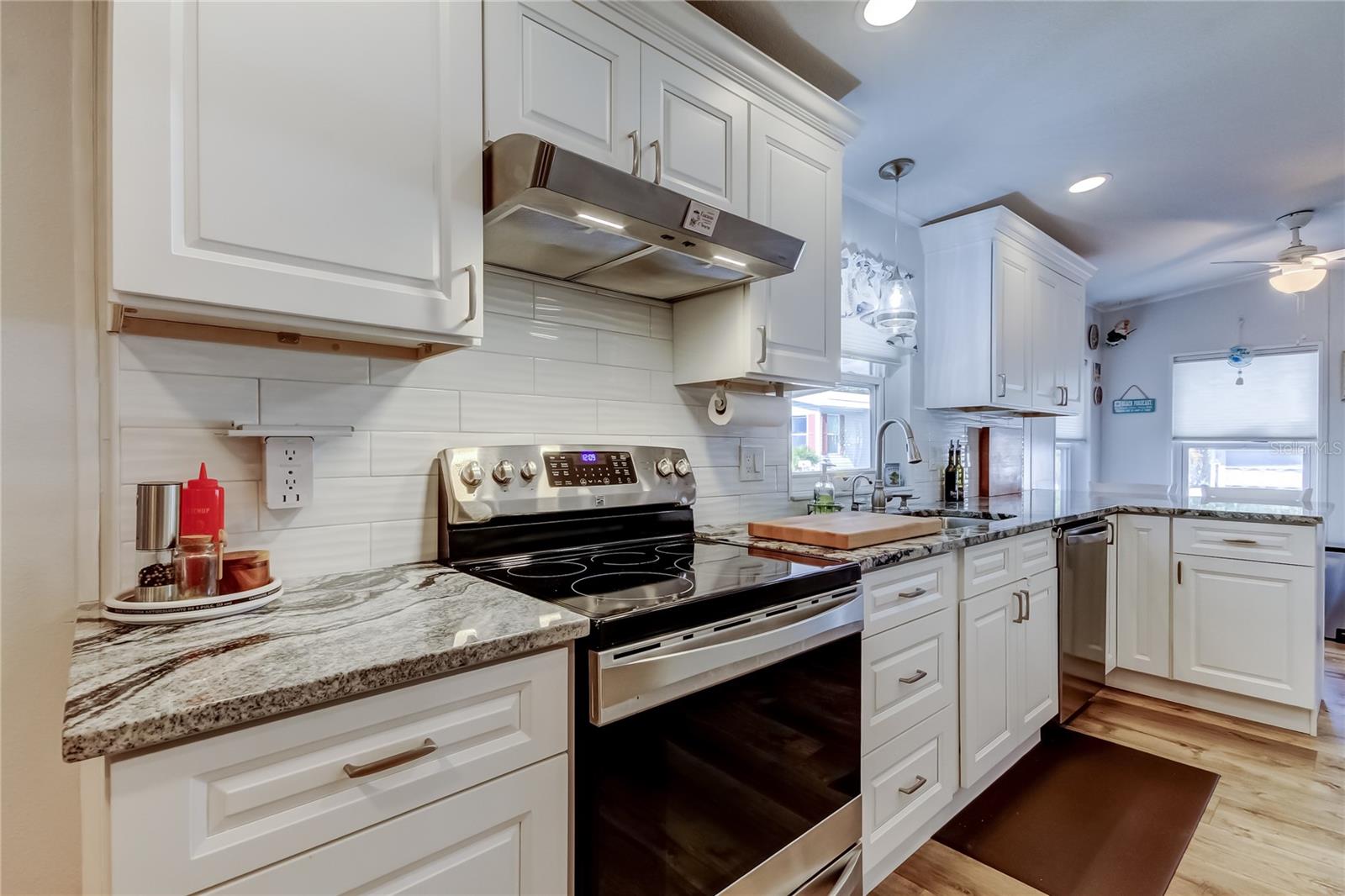 PALM HILL MOBILE HOME PARK UNREC - Residential