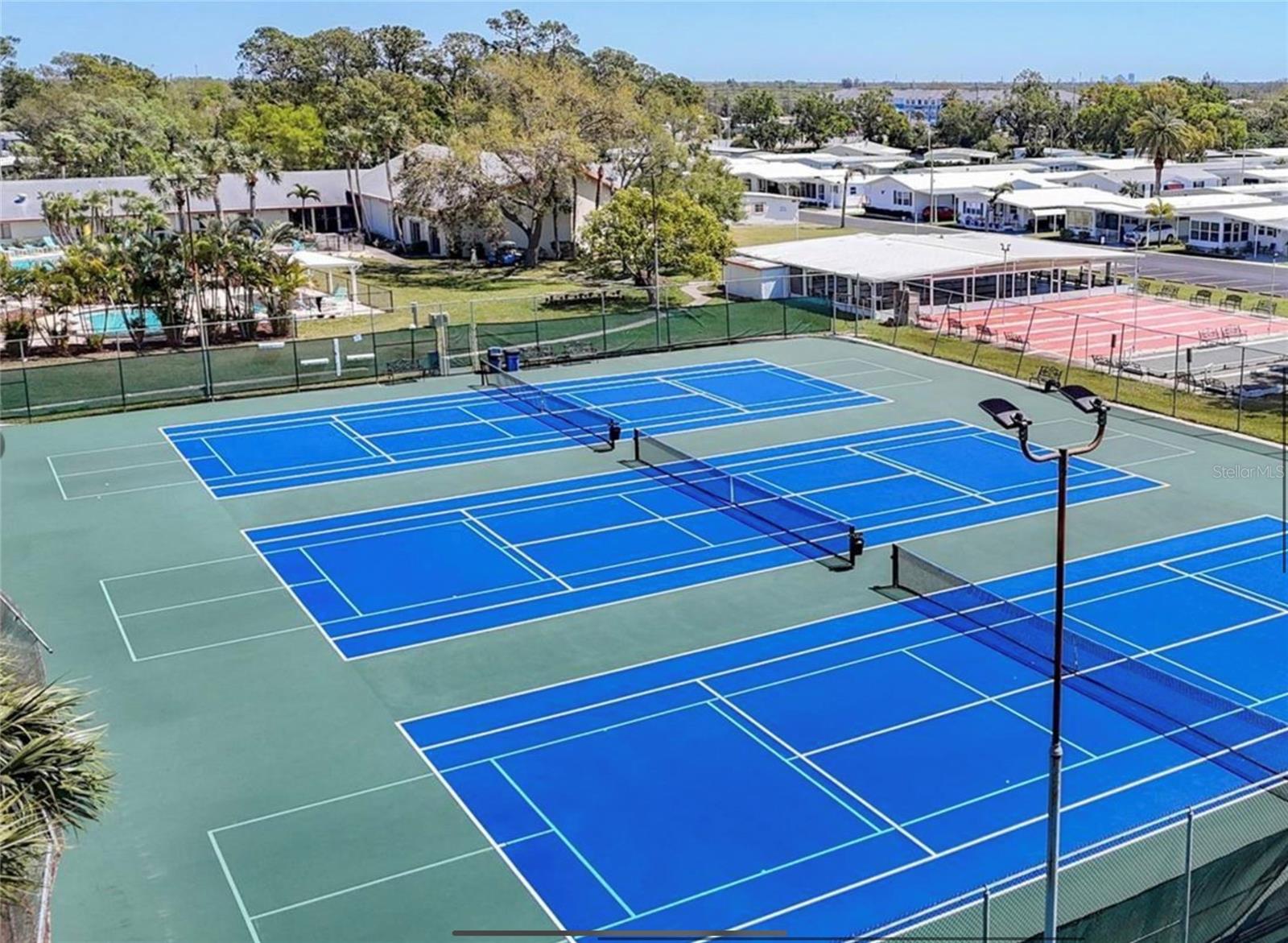 PALM HILL MOBILE HOME PARK UNREC - Residential