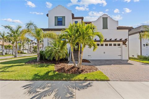 923 SEAGRAPE DRIVE RUSKIN FL 33570