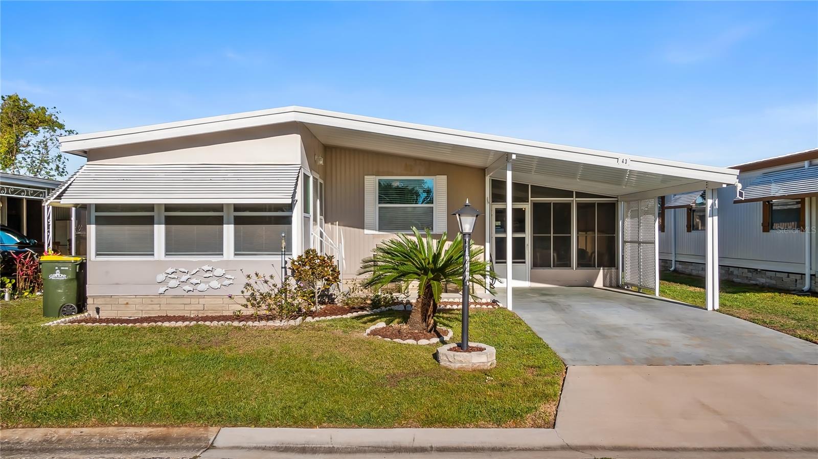 CLERMONT EMERALD LAKES CO-OP LT 01 - Residential