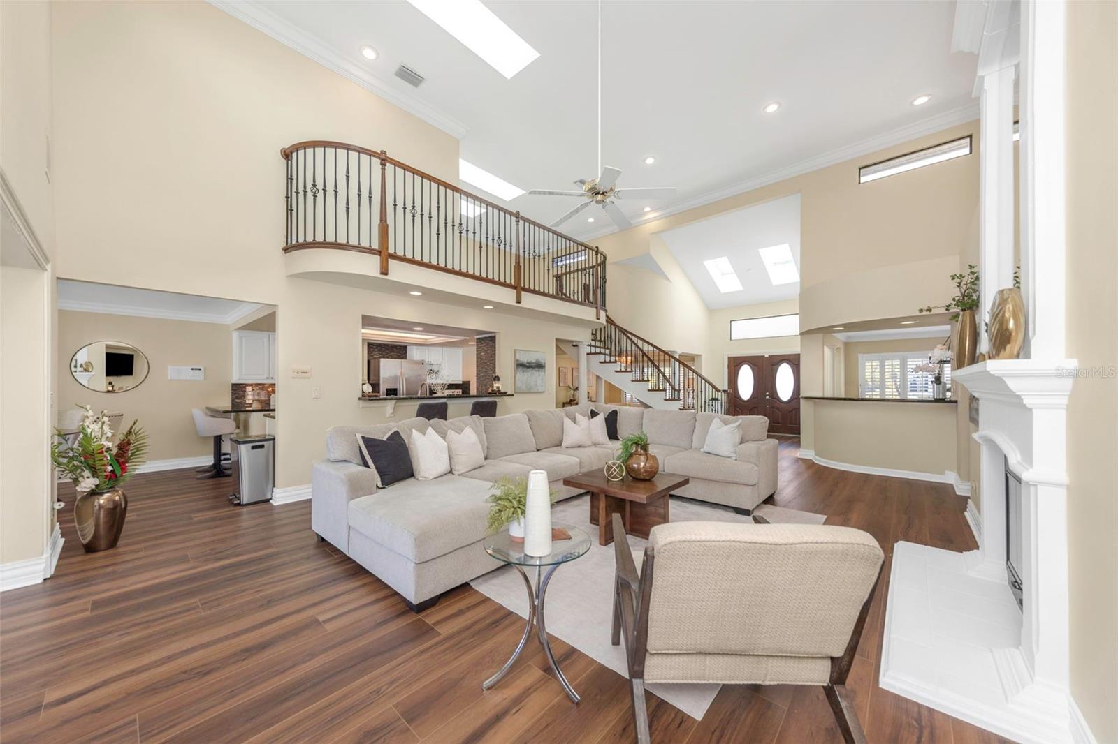 BAYPORT VILLAGE - Residential