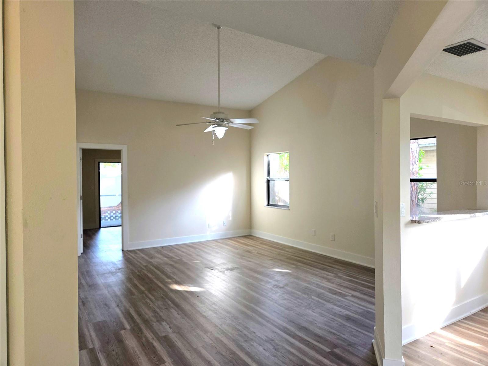 TALL PINES ESTATES PH IV - Residential Lease