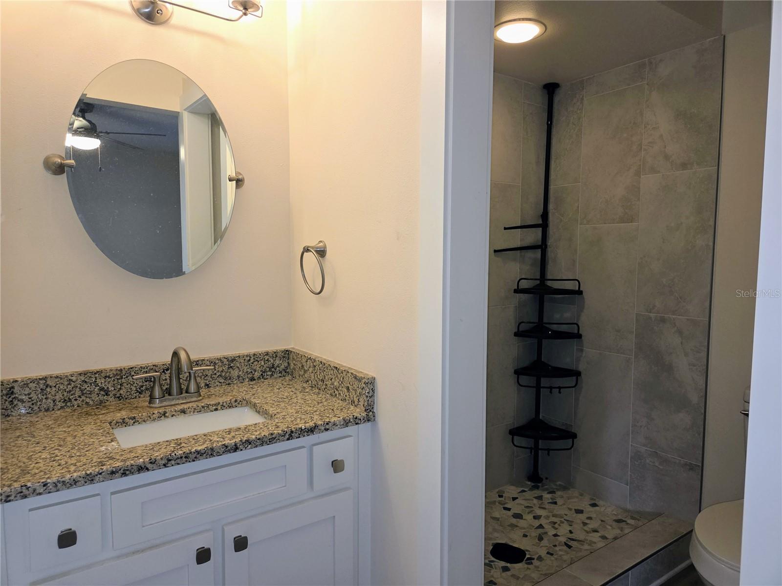 TALL PINES ESTATES PH IV - Residential Lease