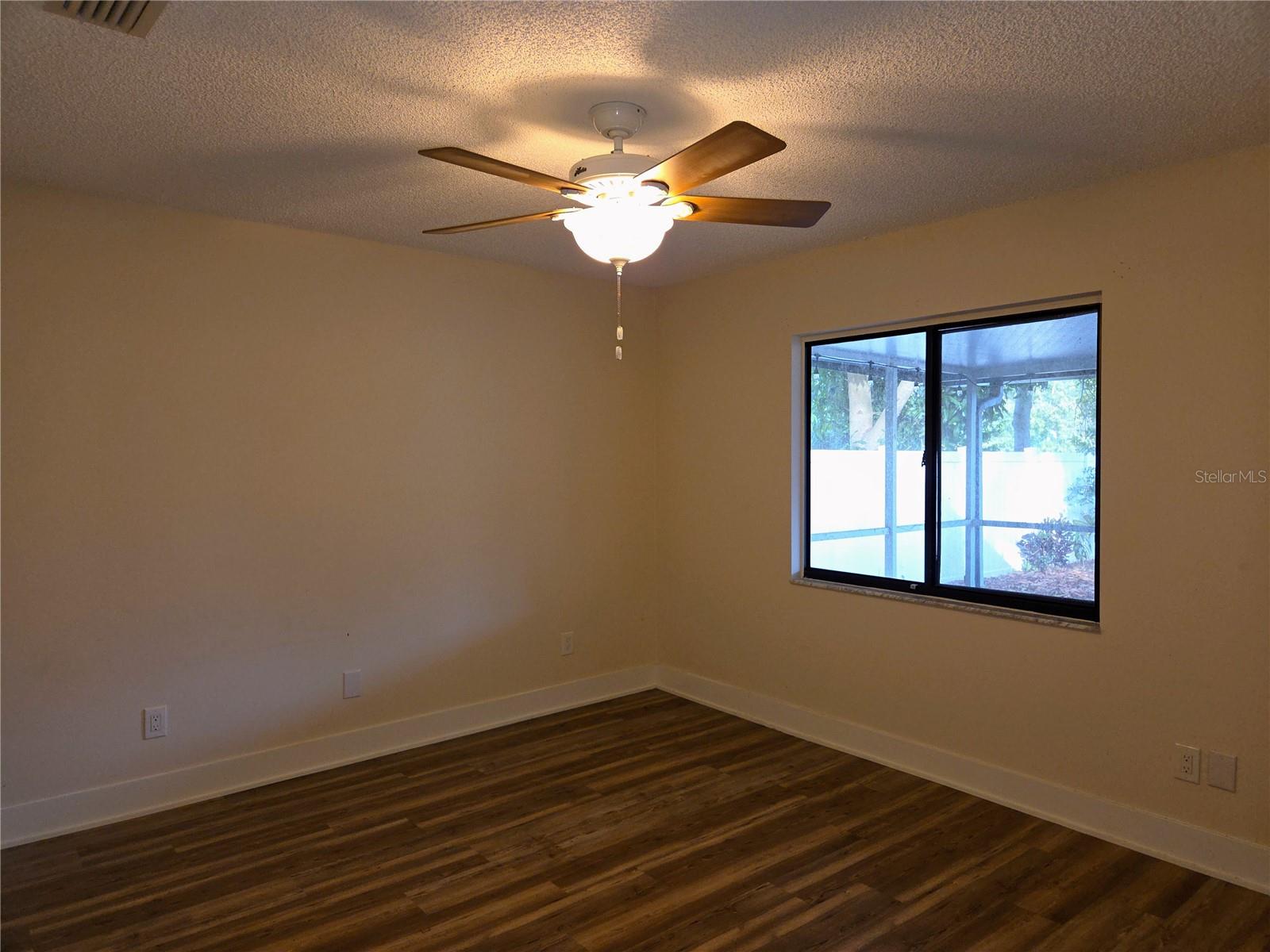 TALL PINES ESTATES PH IV - Residential Lease